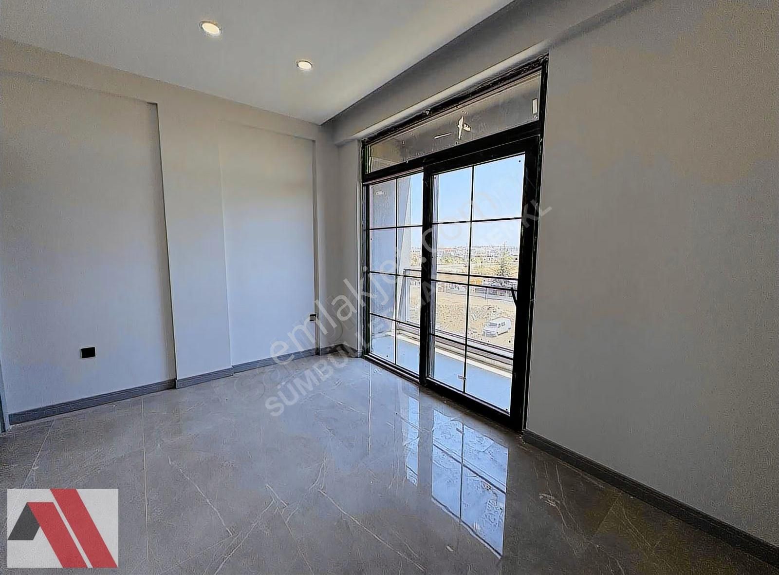 Sümbüller'den Amerikan Mutfaklı Gün Boyu Manzaralı Lüx 3+1 - Görsel 3