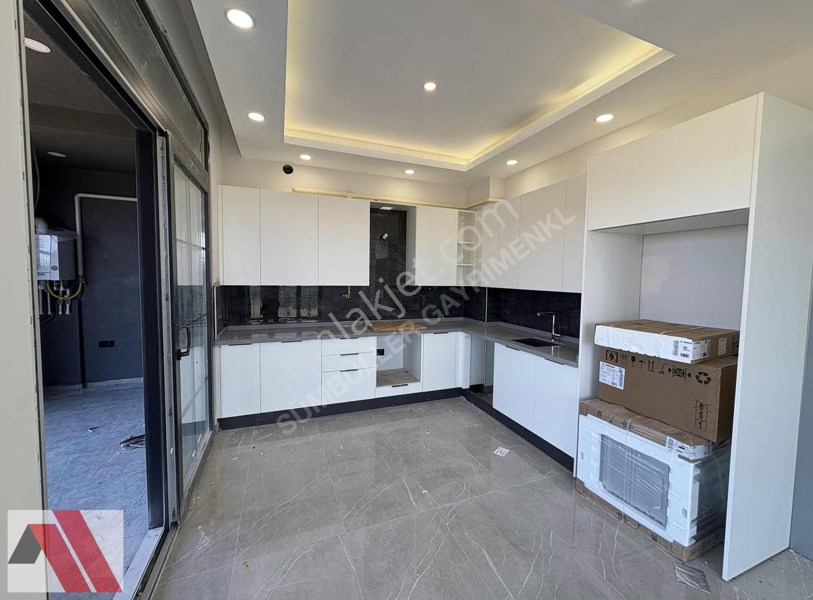 Sümbüller'den Amerikan Mutfaklı Gün Boyu Manzaralı Lüx 3+1 - Görsel 4