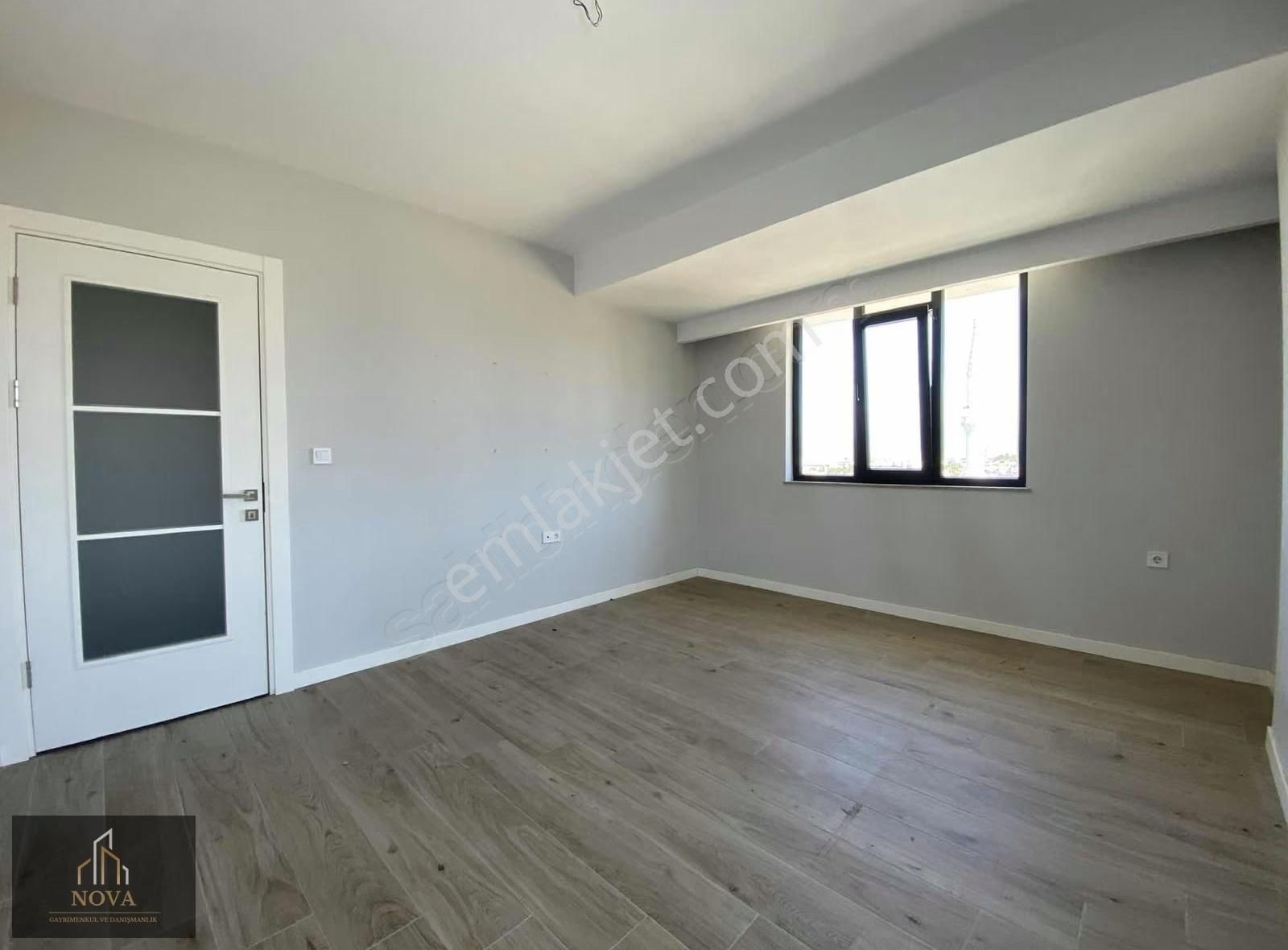 Nova'dan Şemiklerde Site İçerisinde 3+1 Lüks Satılık Daire - Görsel 2