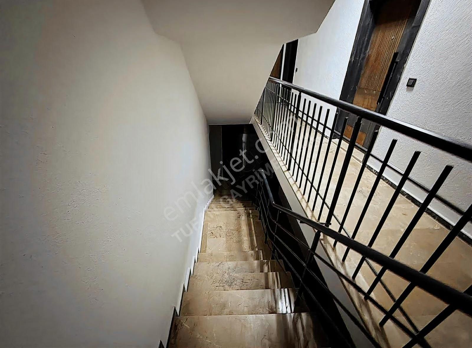 Ilıcada Anayola Yürüme Mesafesinde Sıfır Ultralüks 3+1 Dubleks - Görsel 15