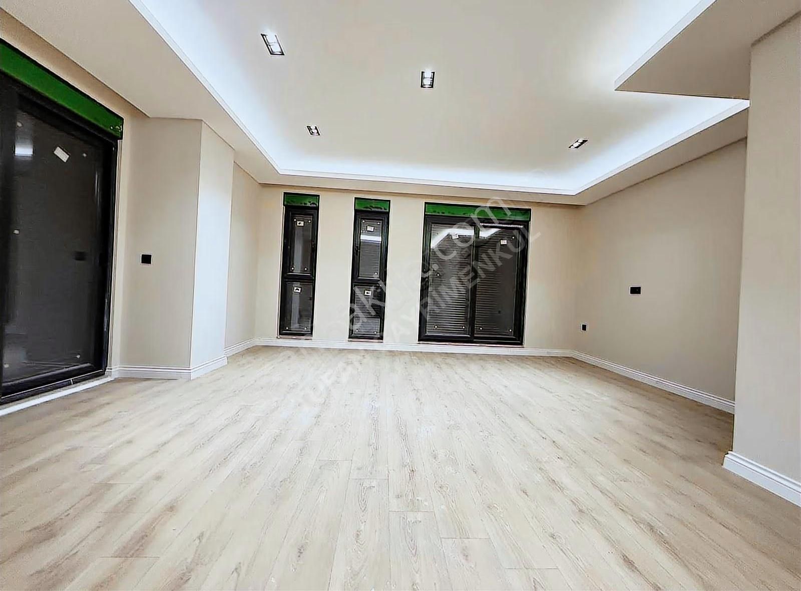 Irmağa Yakın | 4+1 Dubleks | 3 Banyo | Ayrı Mutfak | Özel Garaj - Görsel 4