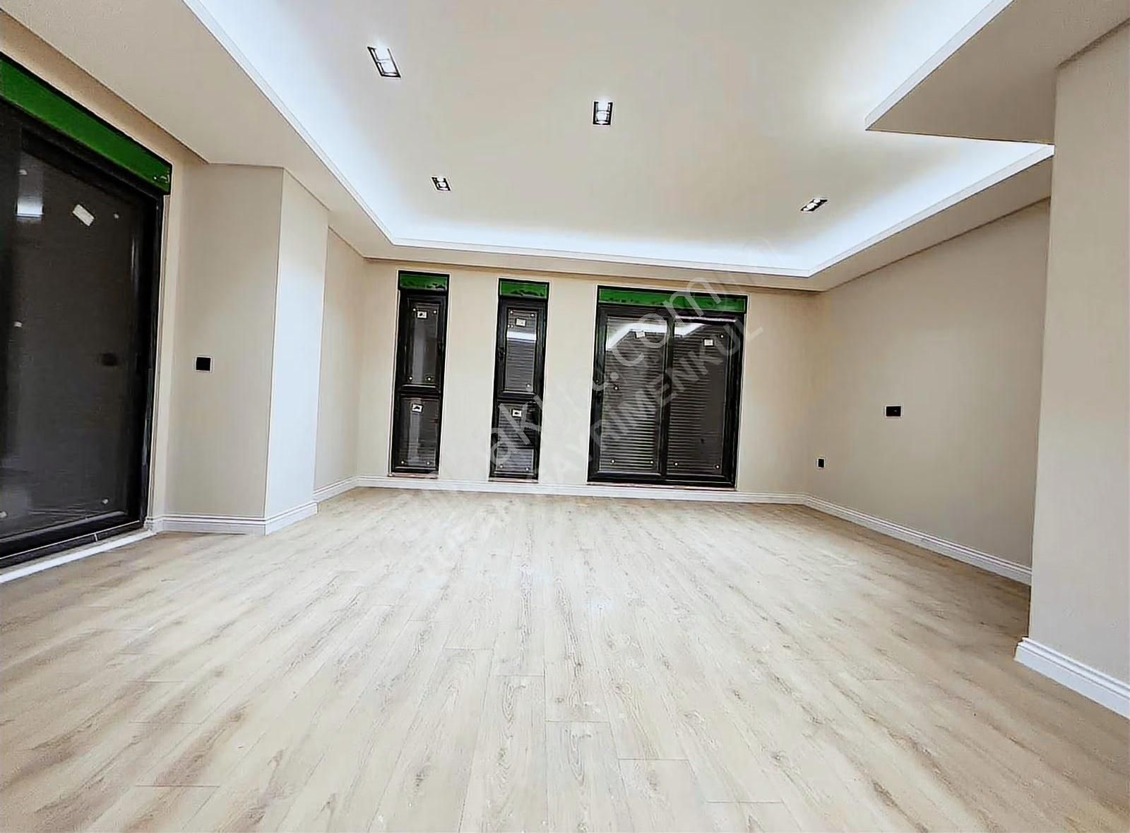 Irmağa Yakın | 4+1 Dubleks | 3 Banyo | Ayrı Mutfak | Özel Garaj - Görsel 29