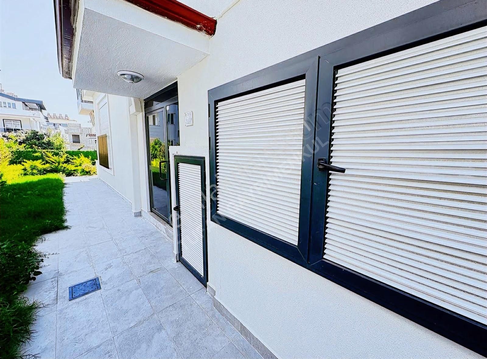 Ilıca Merkezde Kiralık Havuzlı Sıfır 3+1 Dubleks - Görsel 27