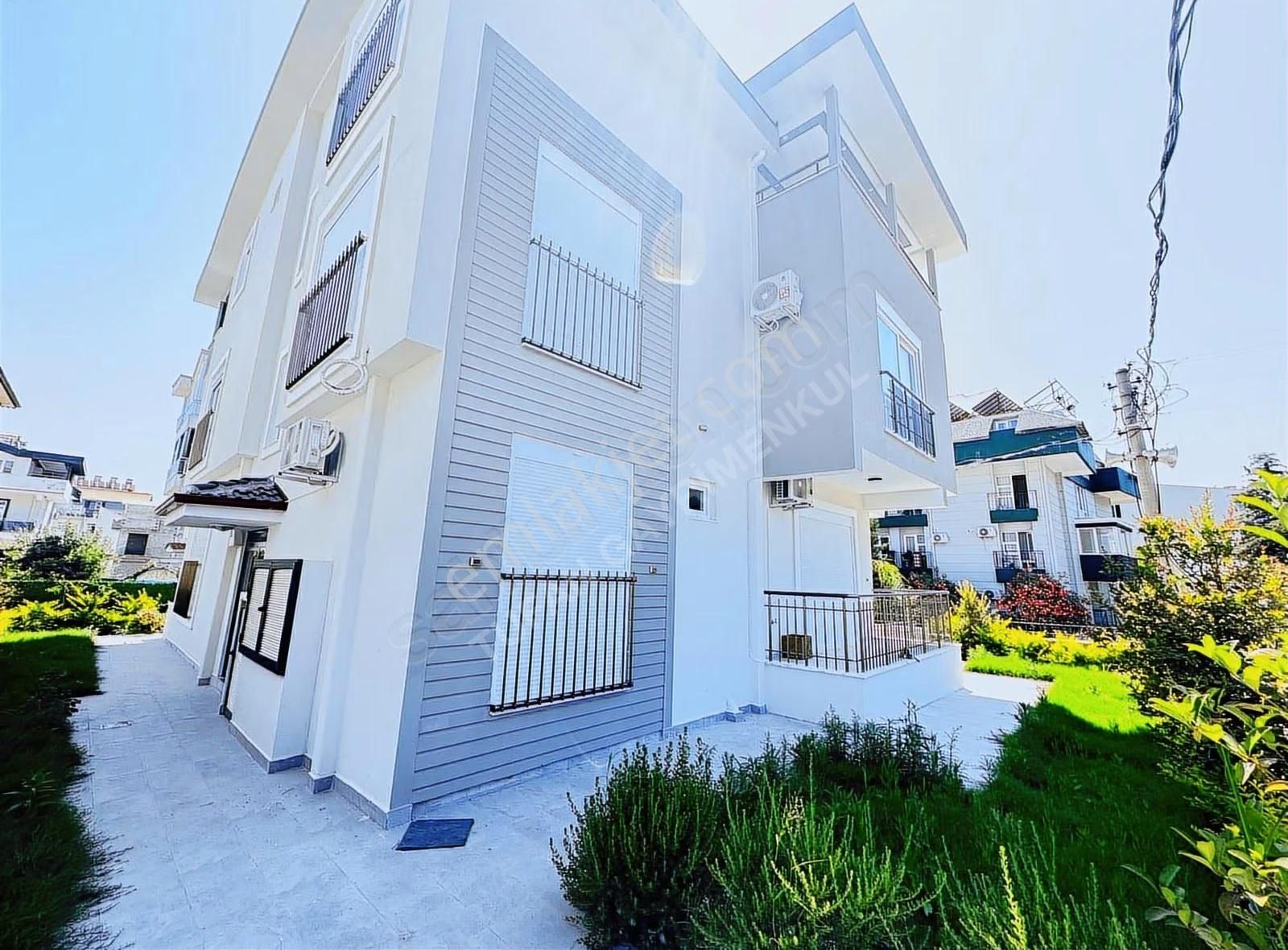 Ilıca Merkezde Kiralık Havuzlı Sıfır 3+1 Dubleks - Görsel 11