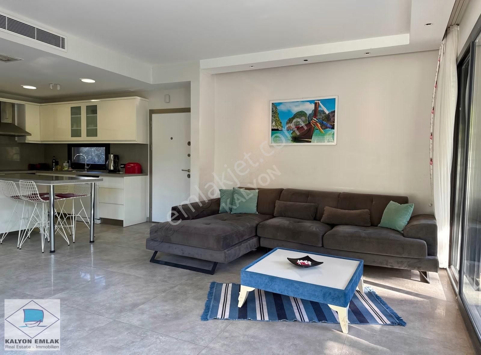 Alaçatı'da Satılık Müstakil Havuzlu Modern Tasarım Özel Villa - Görsel 6