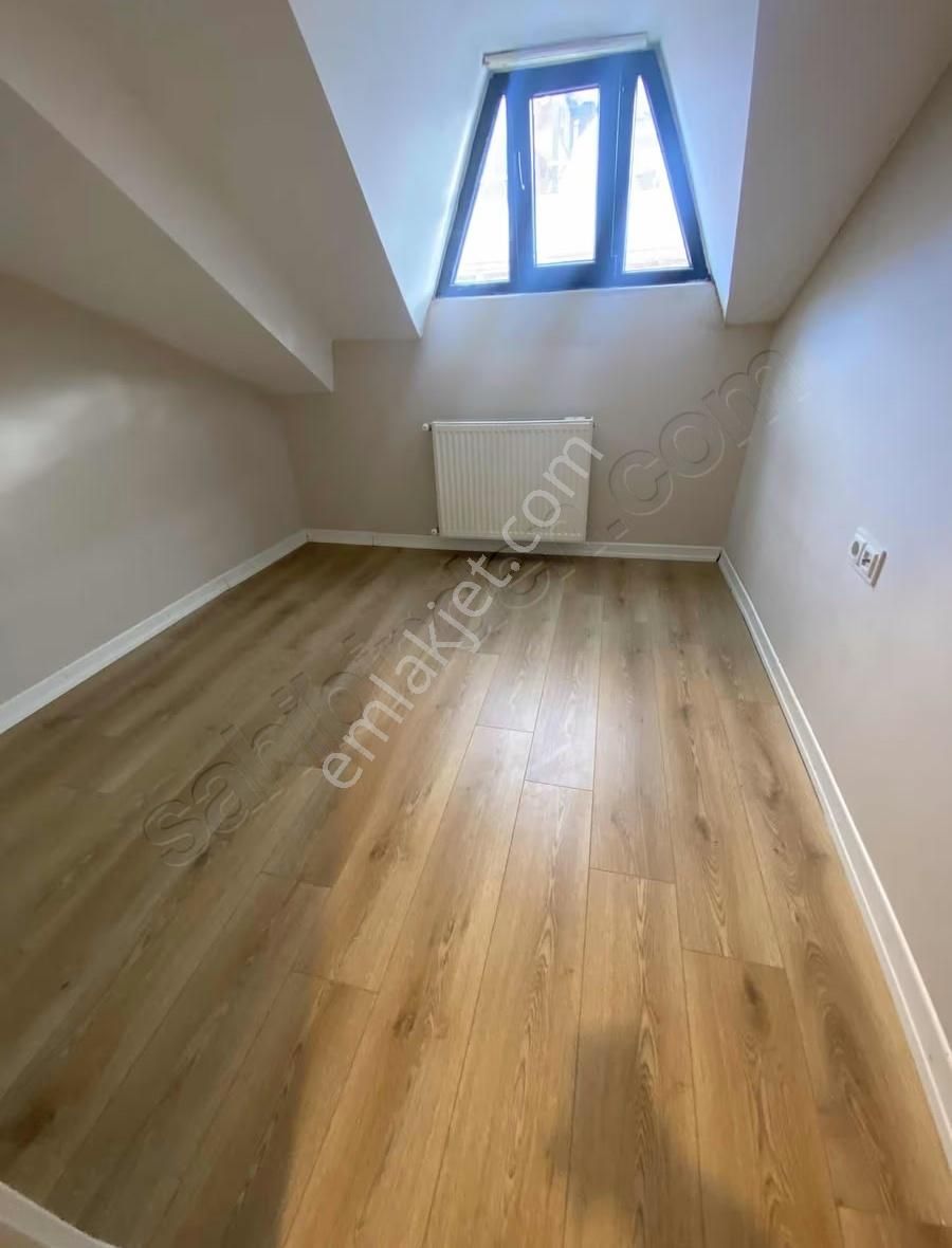 Kiralık Dübleks Daire Bahçelievler Siyavuş Paşa Mahalesinden . - Görsel 3
