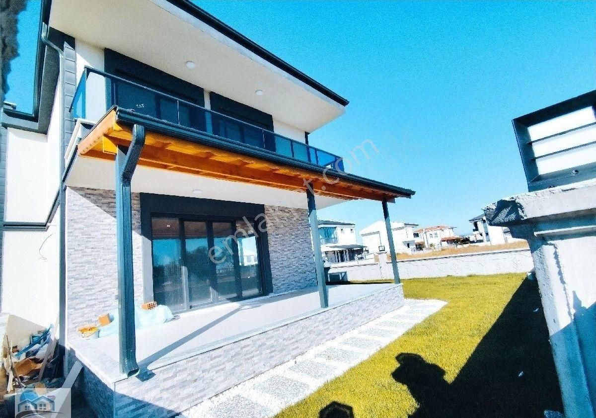 🏖️marinadan Köşe Konumlu Müstakil Bahçeli Lüks Villalar (denize 200 Metre) - Görsel 15