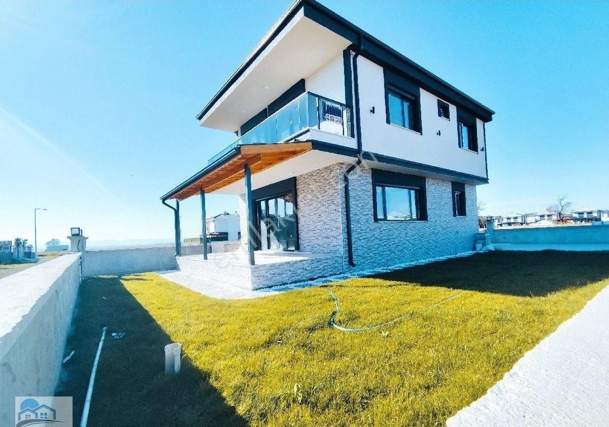 🏖️marinadan Köşe Konumlu Müstakil Bahçeli Lüks Villalar (denize 200 Metre) - Görsel 12