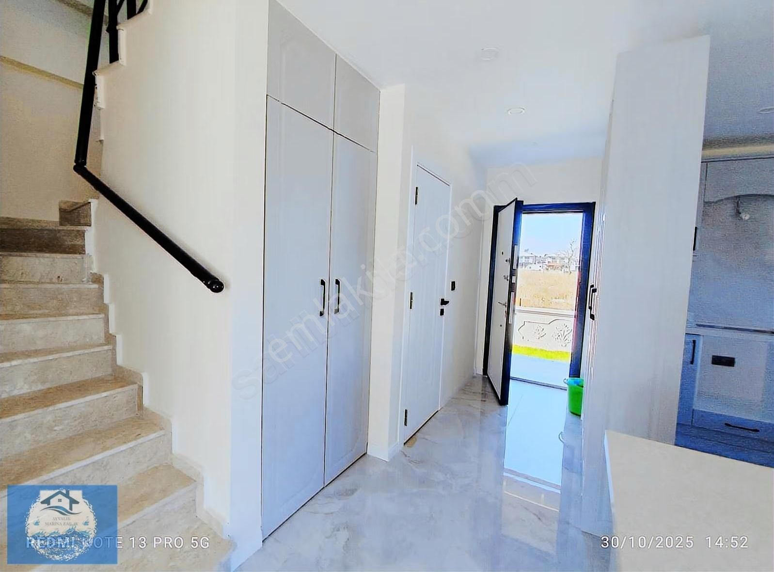 ️marinadan Geniş Bahçeli Köşe Konumlu Lüks Villalar (fırsat) - Görsel 2