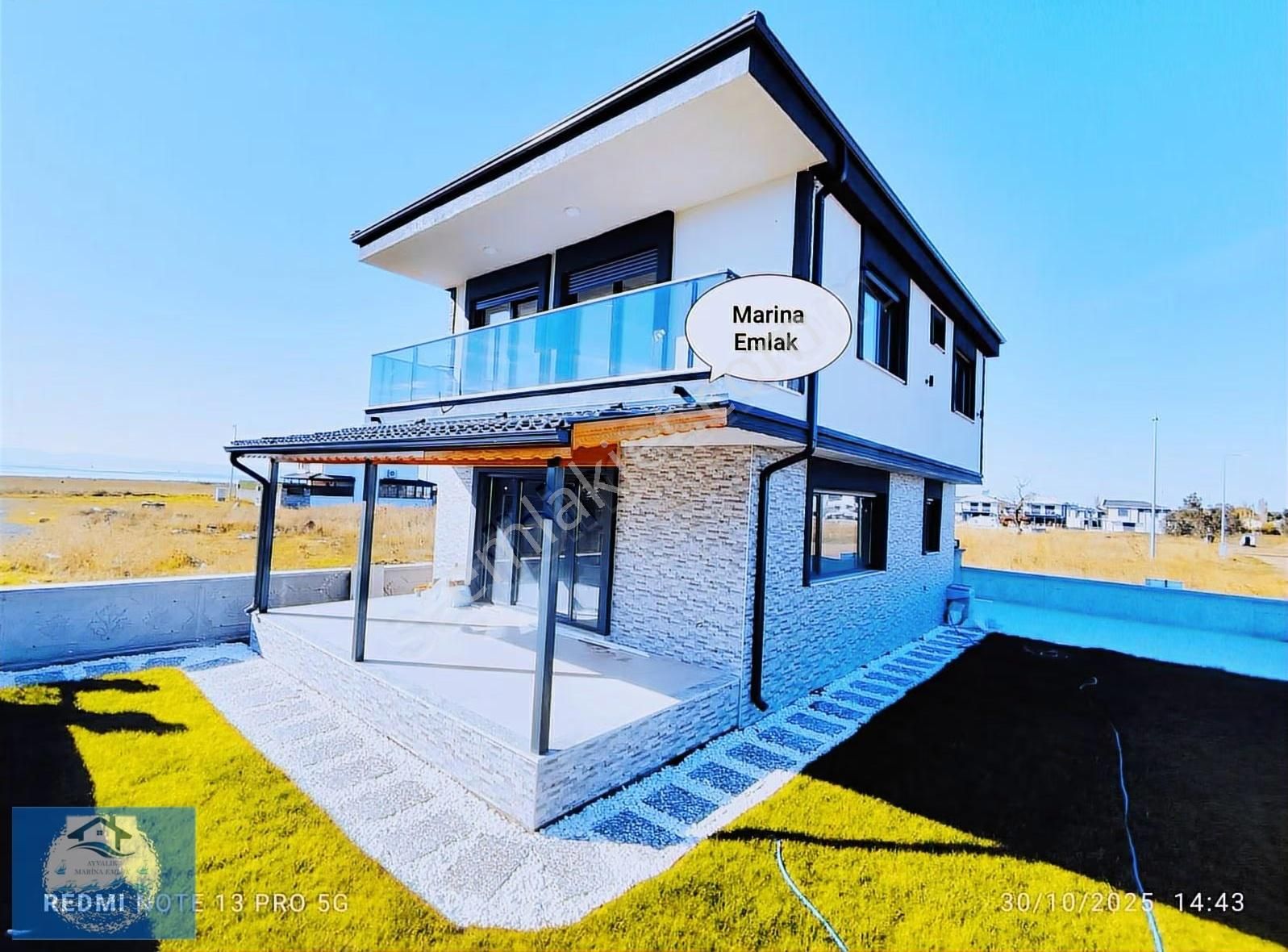 ️marinadan Geniş Bahçeli Köşe Konumlu Lüks Villalar (fırsat) - Görsel 35