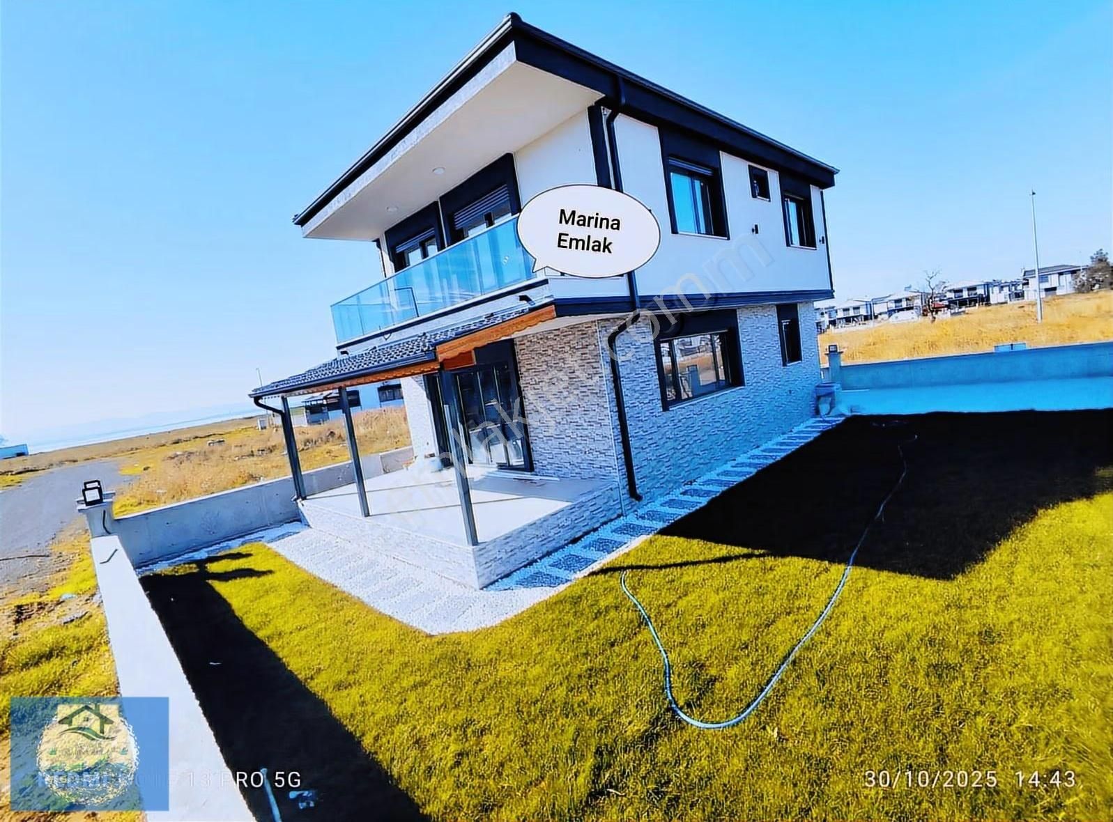 ️marinadan Geniş Bahçeli Köşe Konumlu Lüks Villalar (fırsat) - Görsel 23