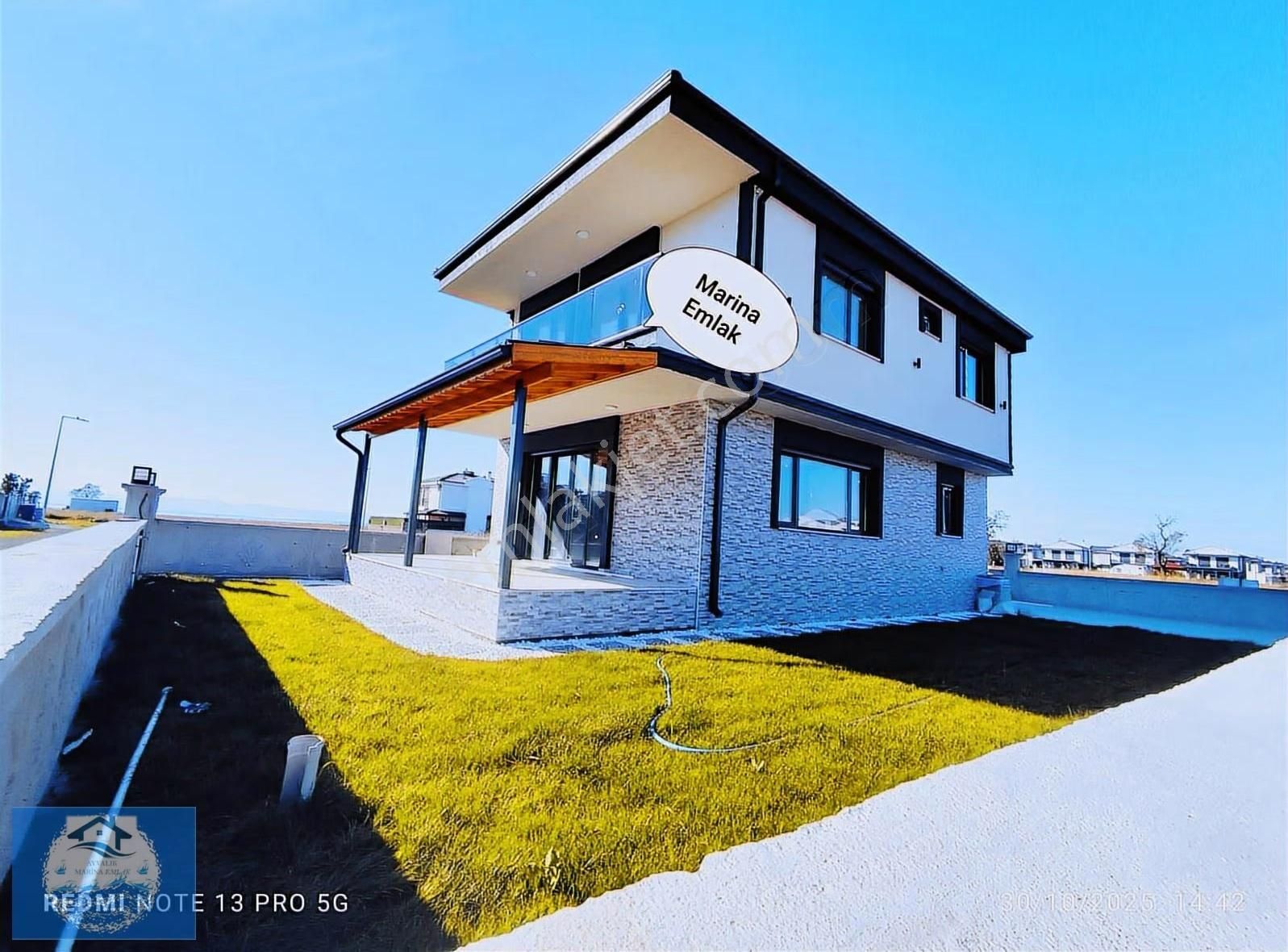 ️marinadan Geniş Bahçeli Köşe Konumlu Lüks Villalar (fırsat) - Görsel 10