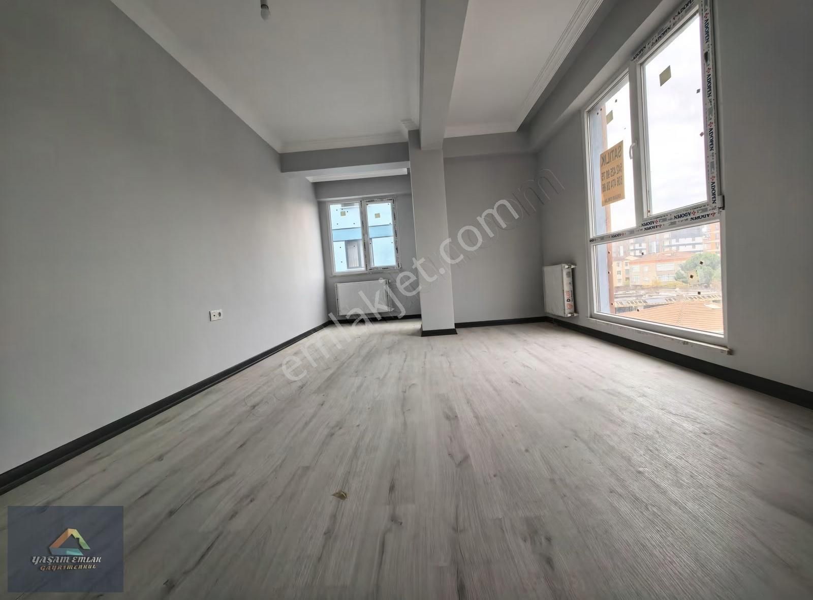 Sultanbeyli Mimar Sinan Mahallesi Satılık Ara Kat 2+1 Lüks Daire - Görsel 17