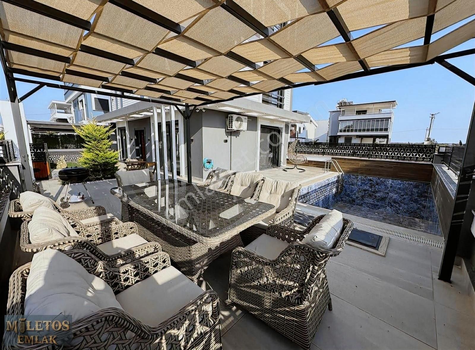 Didim Efeler'de Merkezde 4+1 Ayrı Mutfak Tam Müstakil Tripleks - Görsel 27