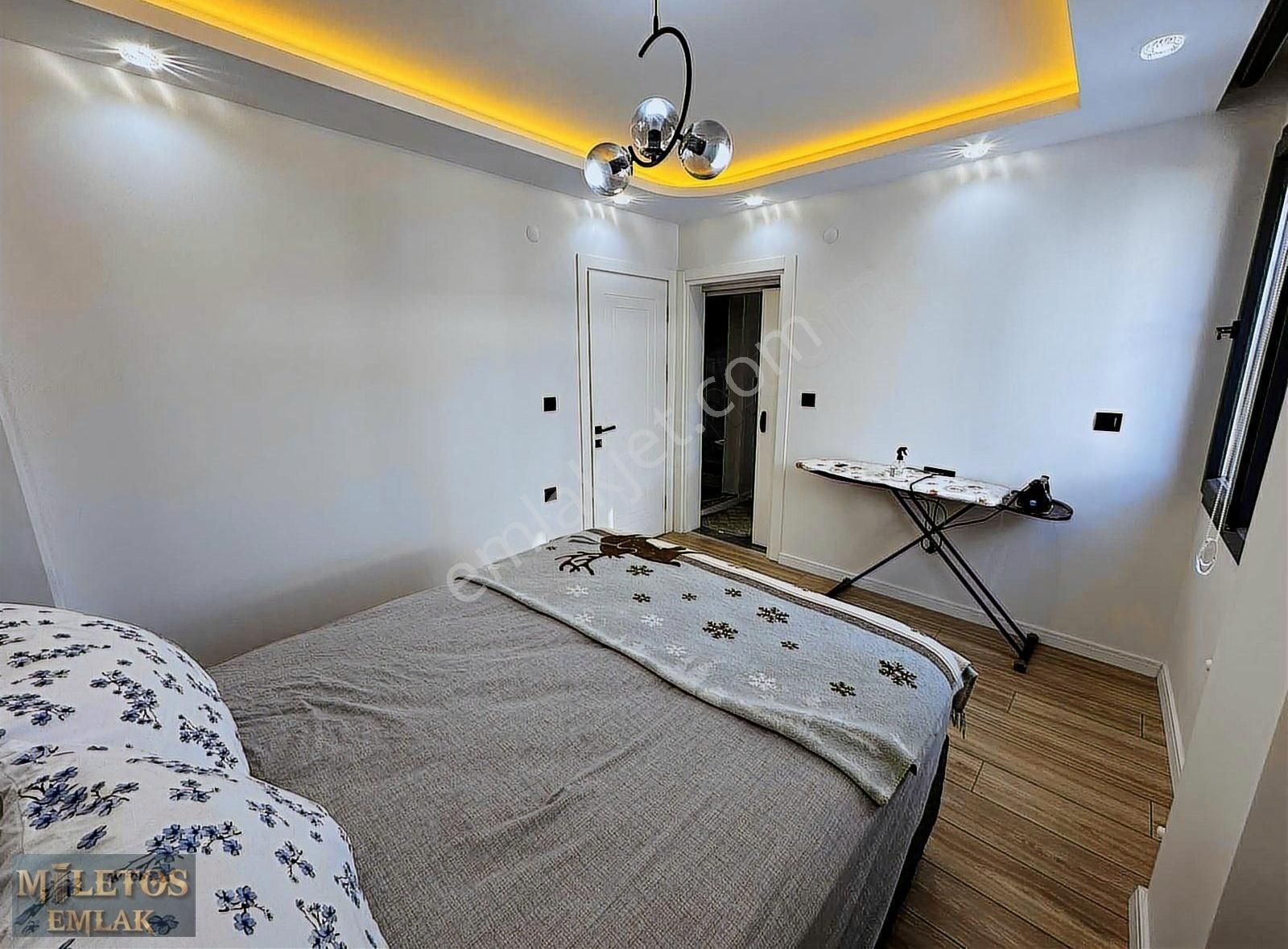 Didim Efeler'de Merkezde 4+1 Ayrı Mutfak Tam Müstakil Tripleks - Görsel 34