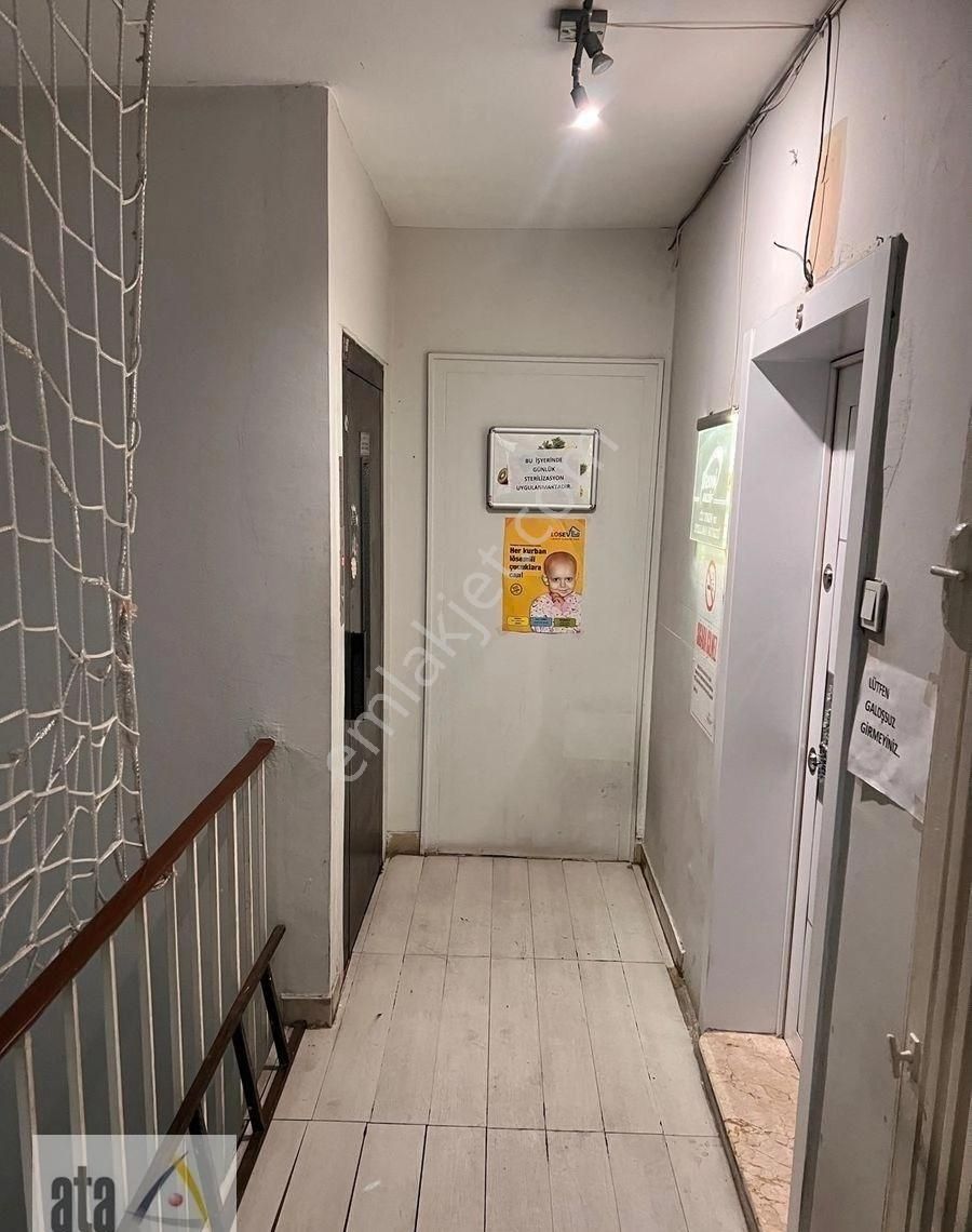 Selanik Caddesinde Katta Tek Daire Asansörlü - Görsel 17