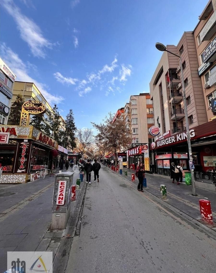 Selanik Caddesinde Katta Tek Daire Asansörlü - Görsel 20