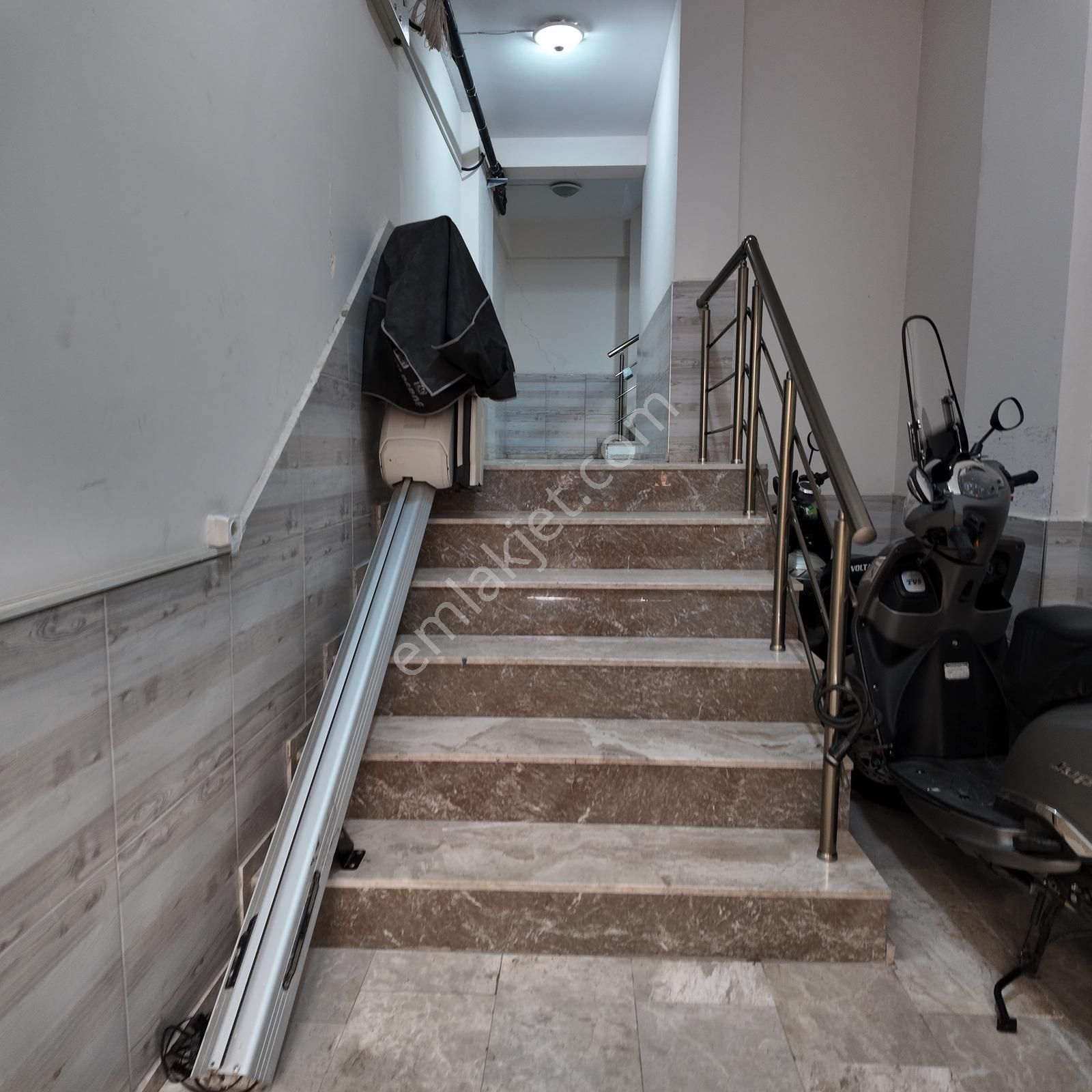 Hürriyet Cadde Üzeri 5+1 Asansörlü 280 M2 Asansörlü Dubleks - Görsel 29