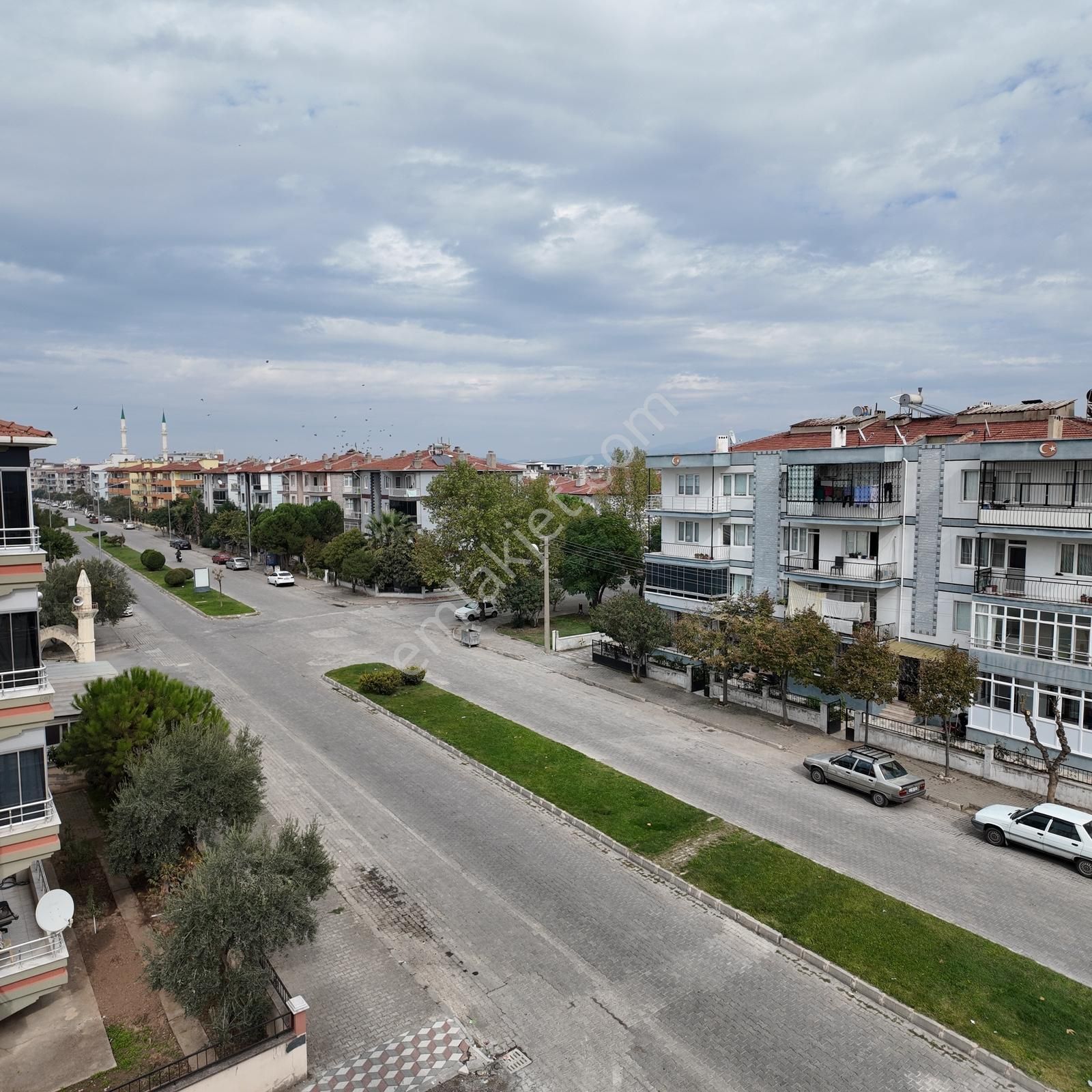 Hürriyet Cadde Üzeri 5+1 Asansörlü 280 M2 Asansörlü Dubleks - Görsel 31