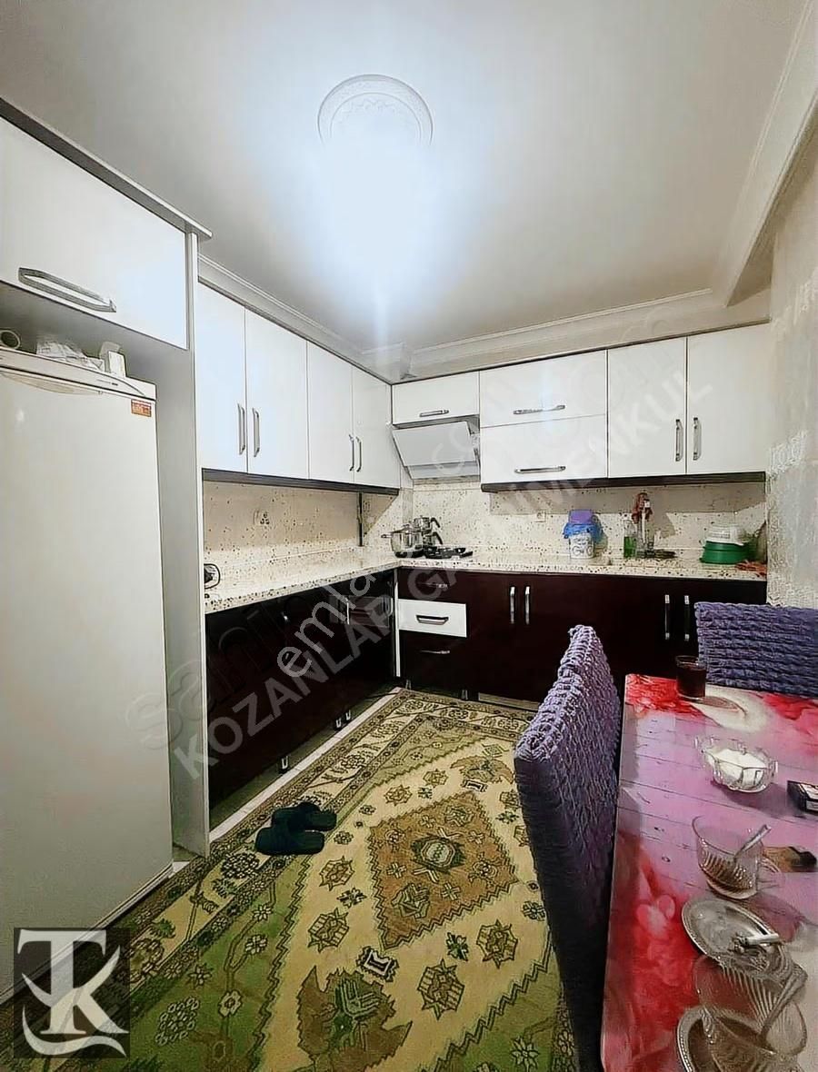 Kozanlar'dan Refik Saydam Caddesi Yakınında Satılık Daire...