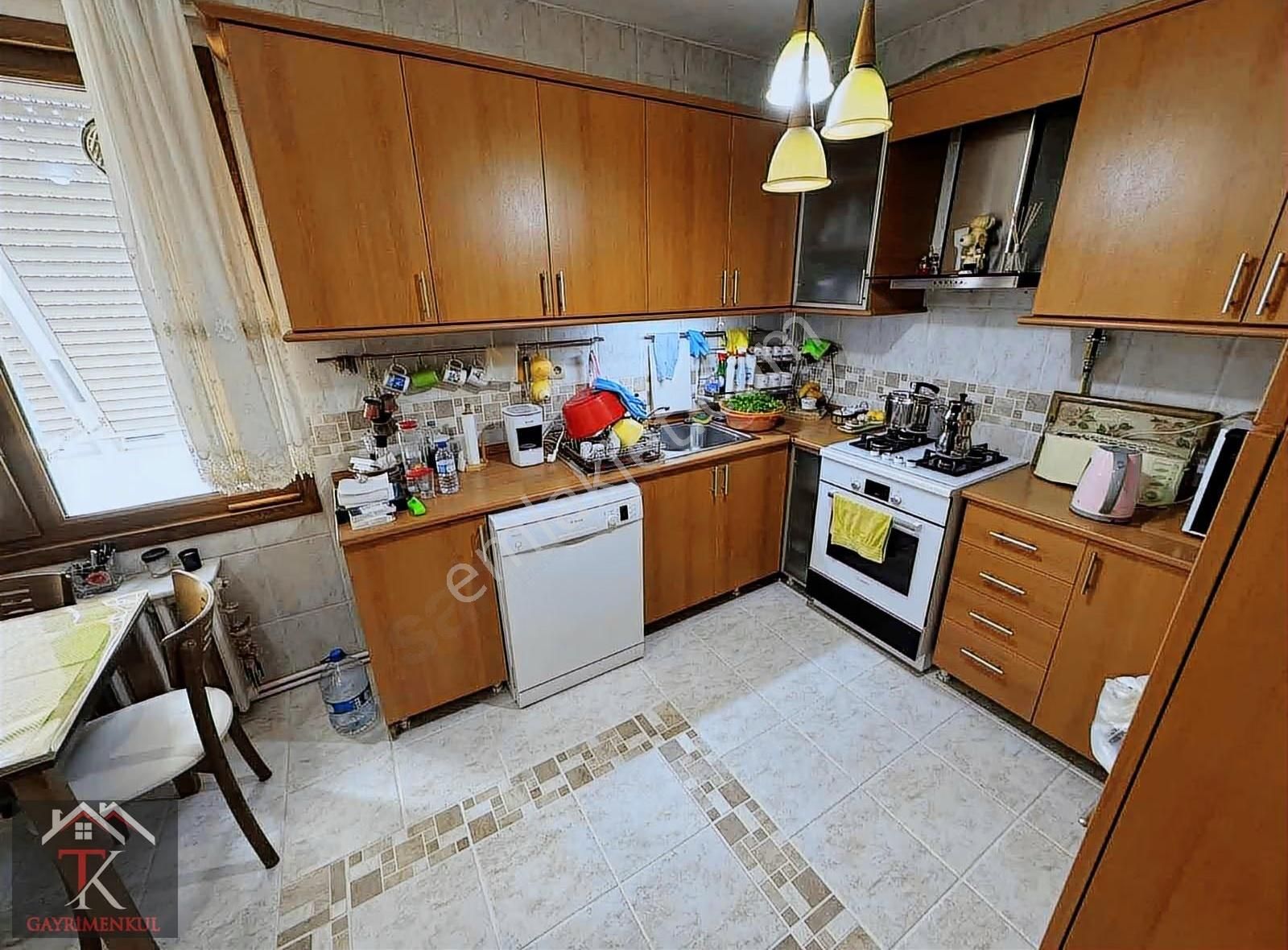 Tk'dan Göztepe'de Katta Tek Parka Ve Marmaraya Yakın Geniş 3+1 - Görsel 8