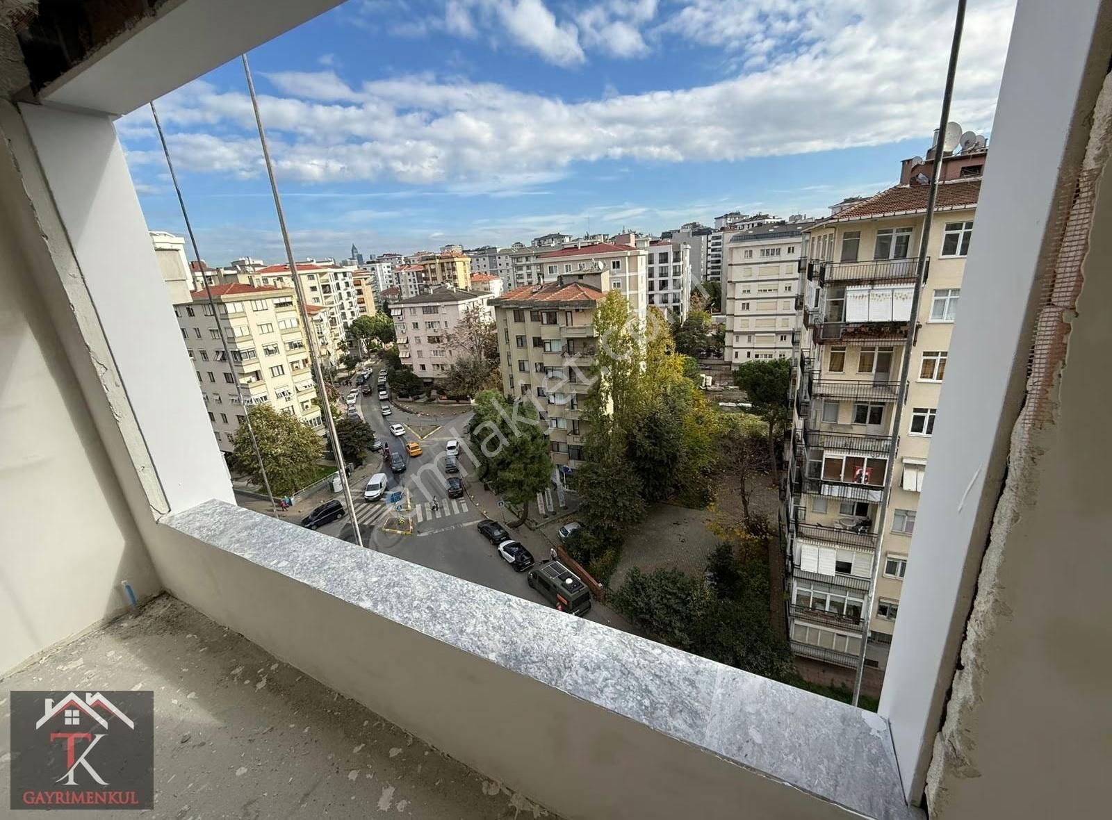 Tk'dan Özgürlük Parkı Manzaralı 3+1 Harika Konum - Görsel 18