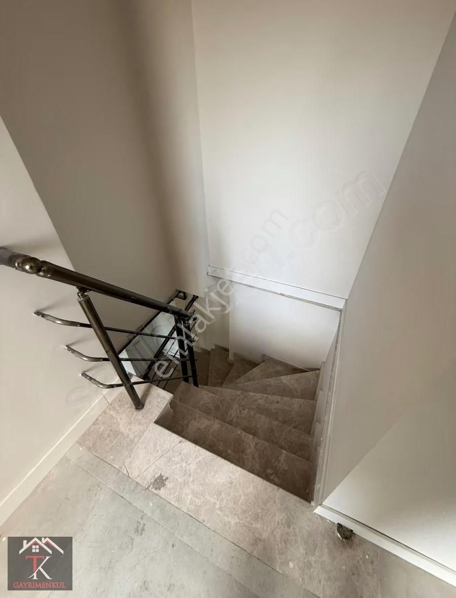 Tk'dan Bağdat Caddesinde Yüksek Tavanlı Dubleks Daire 4+1 142m2 - Görsel 13