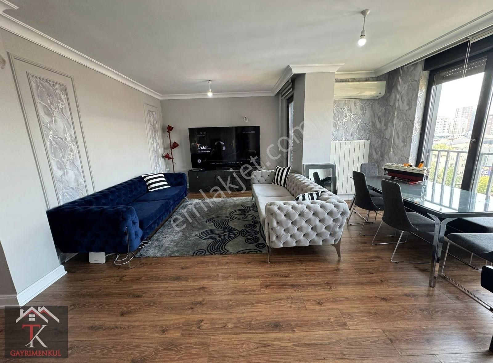 Tk'dan Zühtüpaşa'da Deniz Manzaralı Balkon + Teraslı 1+1