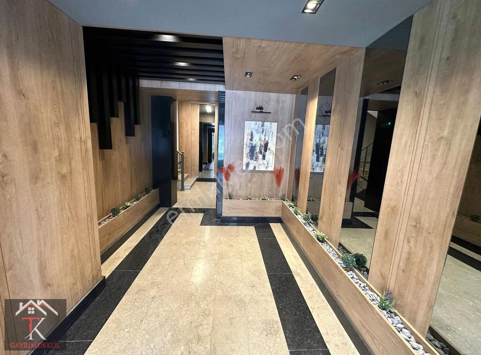 Tk Gayrimenkulden Ethemfendi Caddesi Üzerinde 2+1 Yeni Bina - Görsel 27