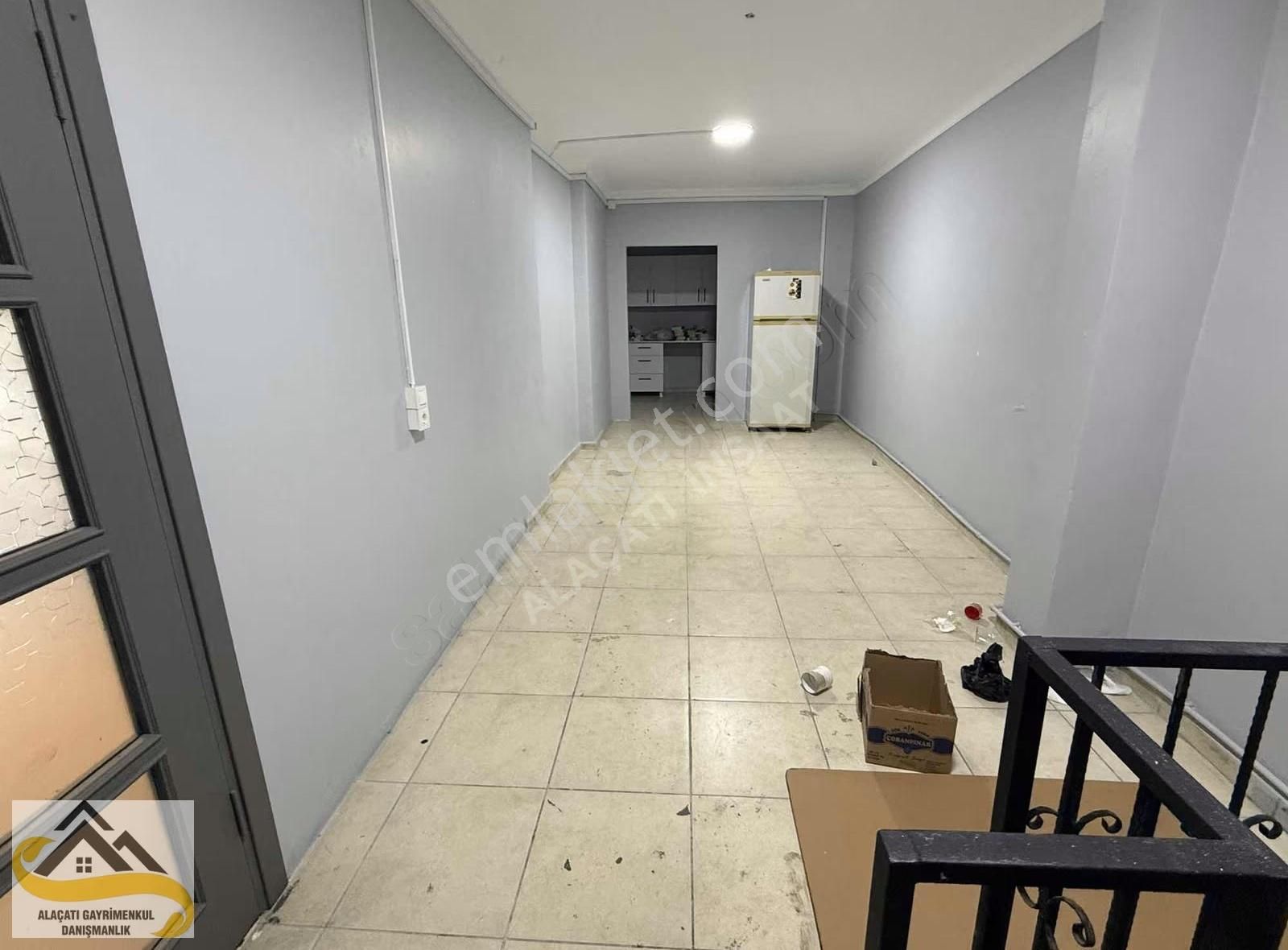 Alacatı İnş Gazi Vega Avm Karşisi 2 Katlı Kiralik Dükkan - Görsel 17