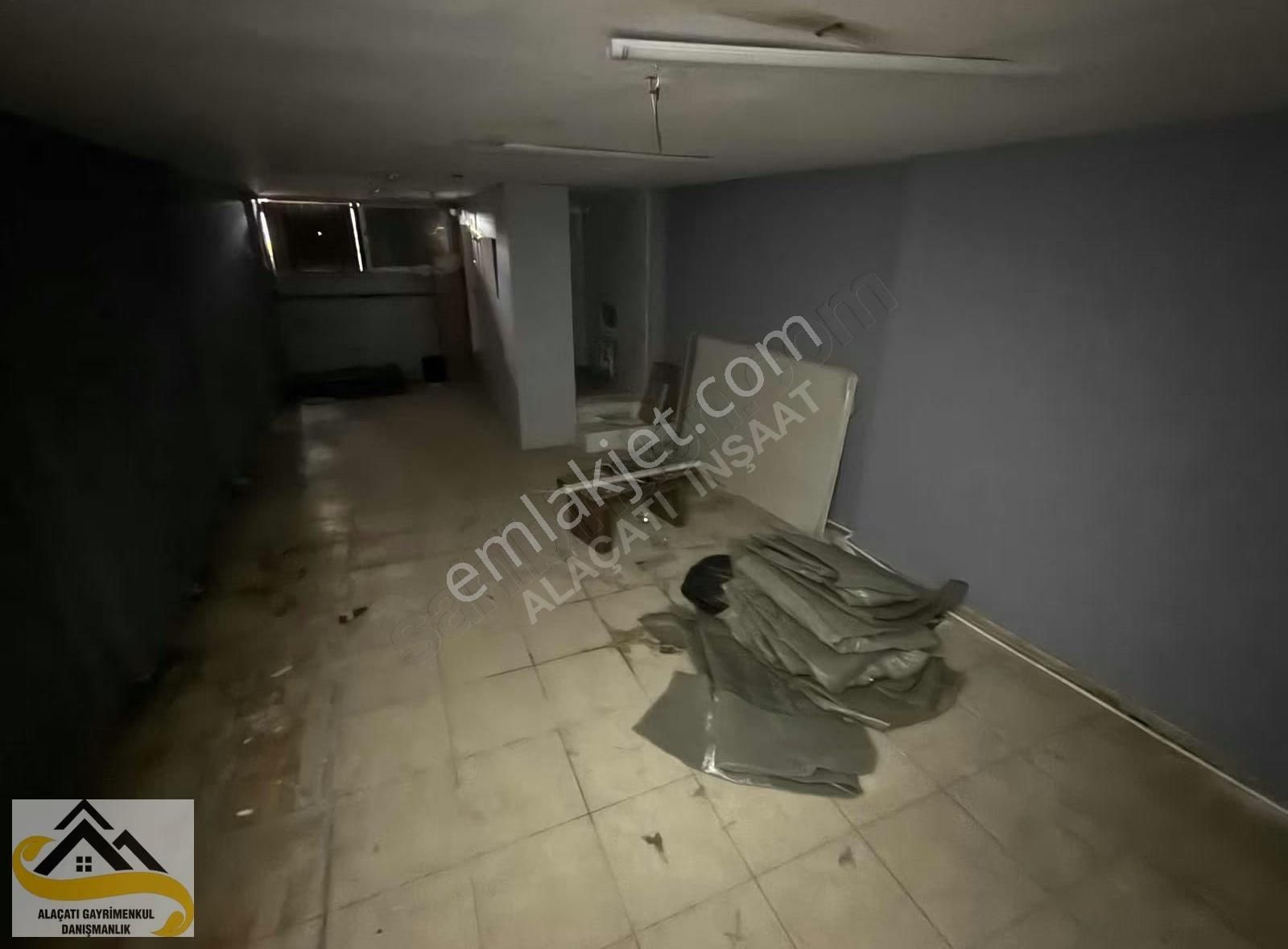 Alacatı İnş Gazi Vega Avm Karşisi 2 Katlı Kiralik Dükkan - Görsel 31