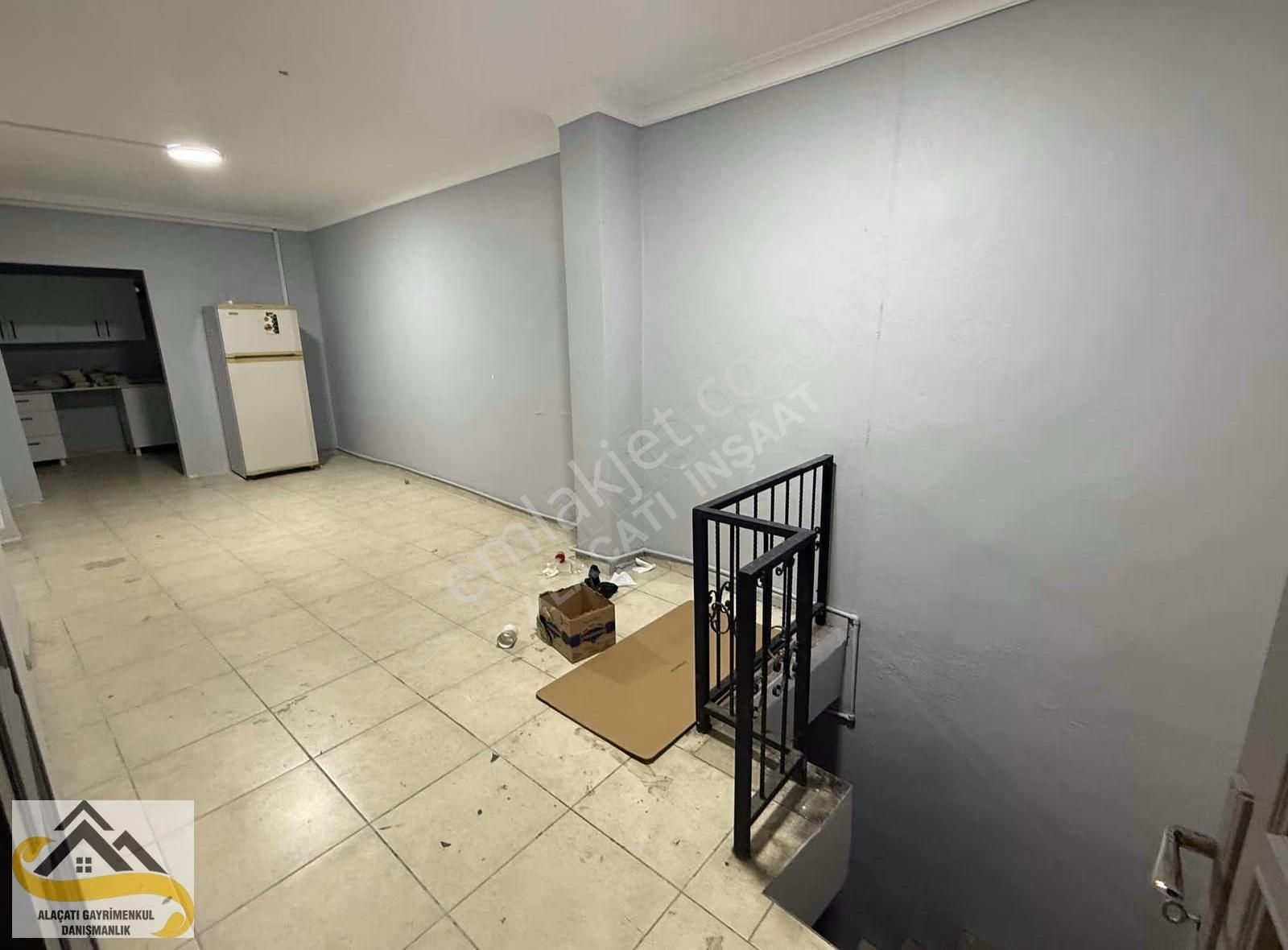 Alacatı İnş Gazi Vega Avm Karşisi 2 Katlı Kiralik Dükkan - Görsel 6