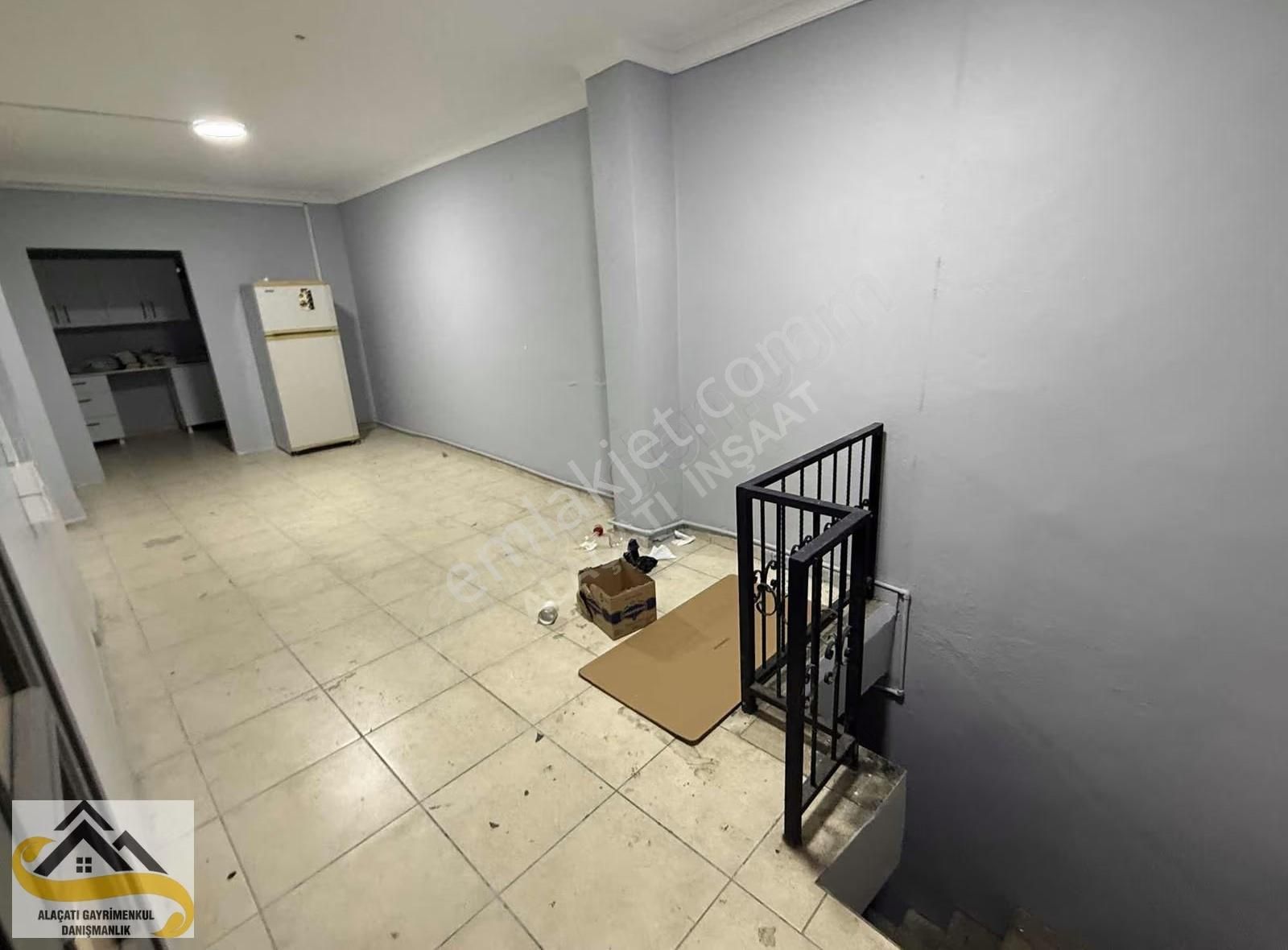 Alacatı İnş Gazi Vega Avm Karşisi 2 Katlı Kiralik Dükkan - Görsel 13