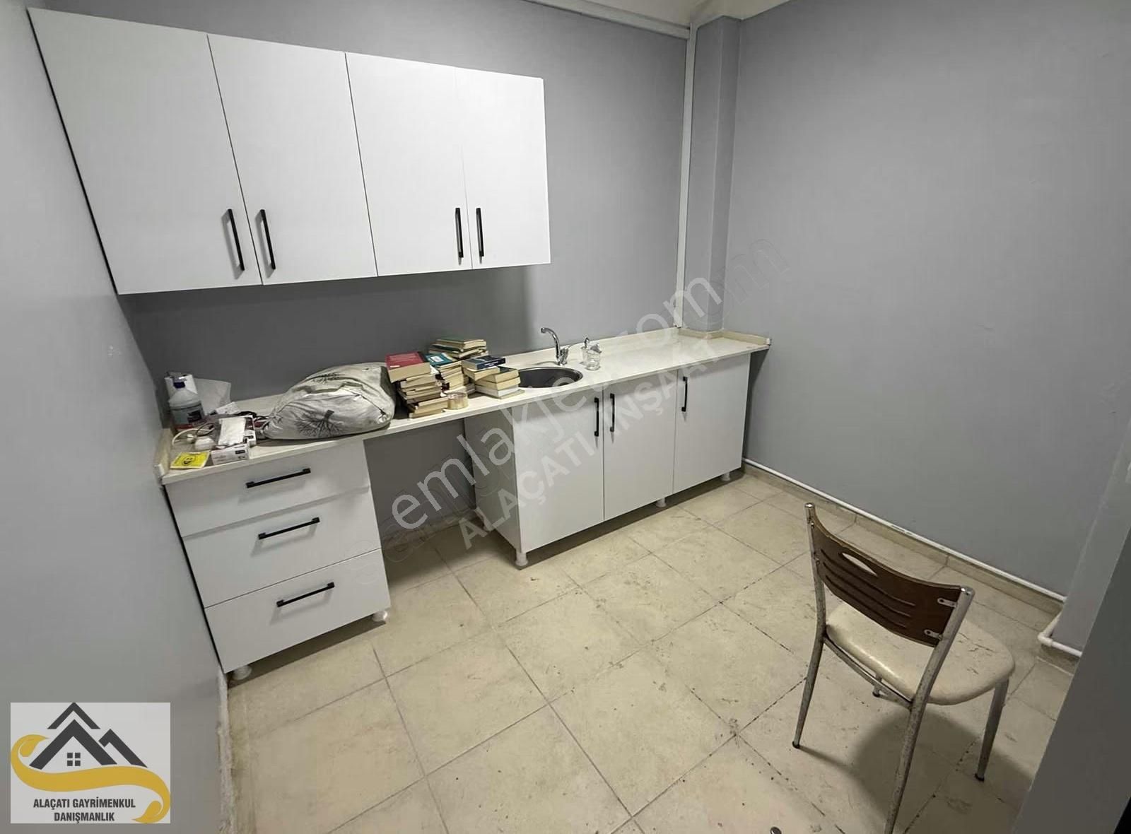 Alacatı İnş Gazi Vega Avm Karşisi 2 Katlı Kiralik Dükkan - Görsel 16