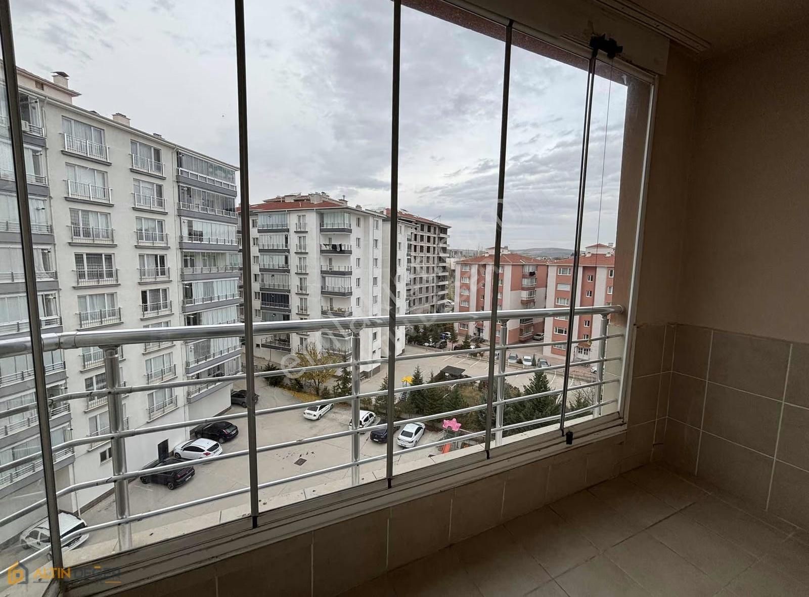 Gazi Mahallesi Asansörlü 3+1 Kiralık Daire - Görsel 11