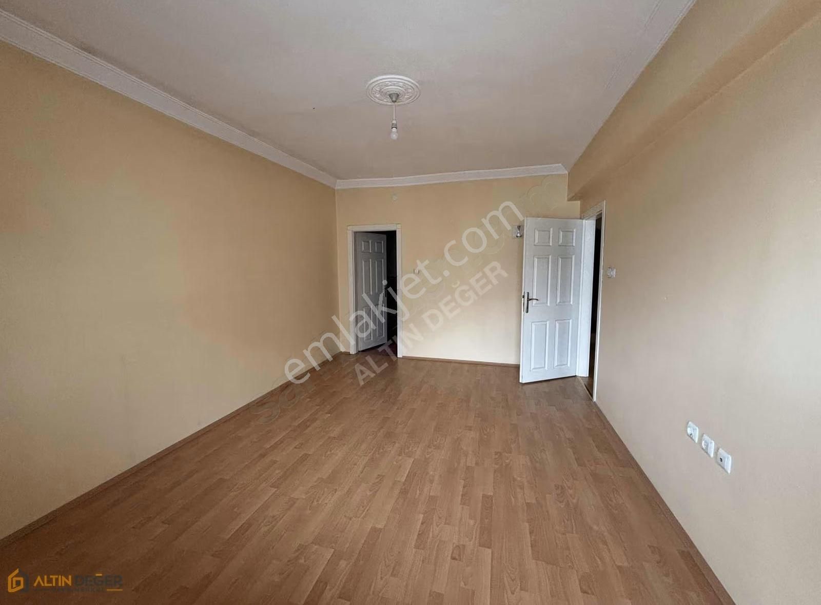 Gazi Mahallesi Asansörlü 3+1 Kiralık Daire - Görsel 6
