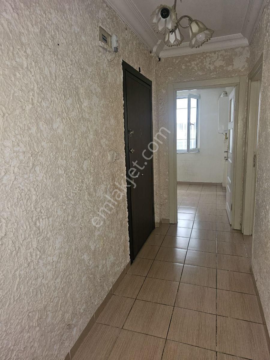 Metrobüse Yakın Kiralık Daire - Görsel 15