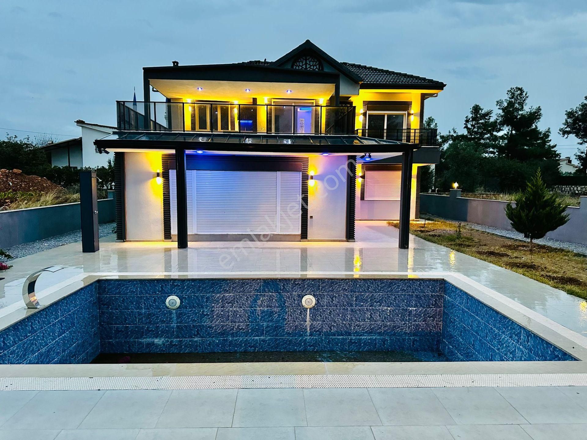 Didim Yeşiltepe’de Satılık Müstakil Havuzlu Lüks Villa - Görsel 11