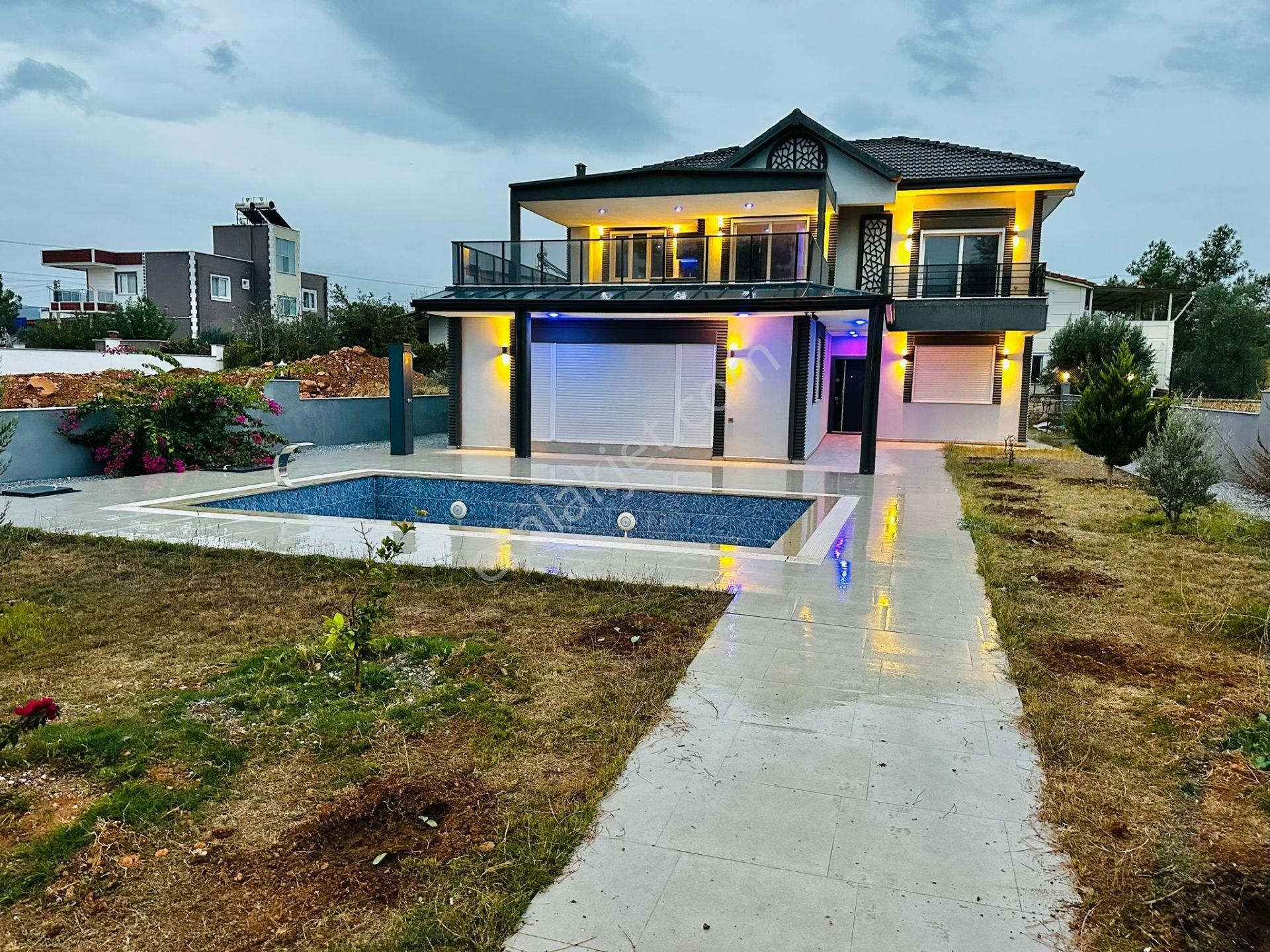 Didim Yeşiltepe’de Satılık Müstakil Havuzlu Lüks Villa - Görsel 8