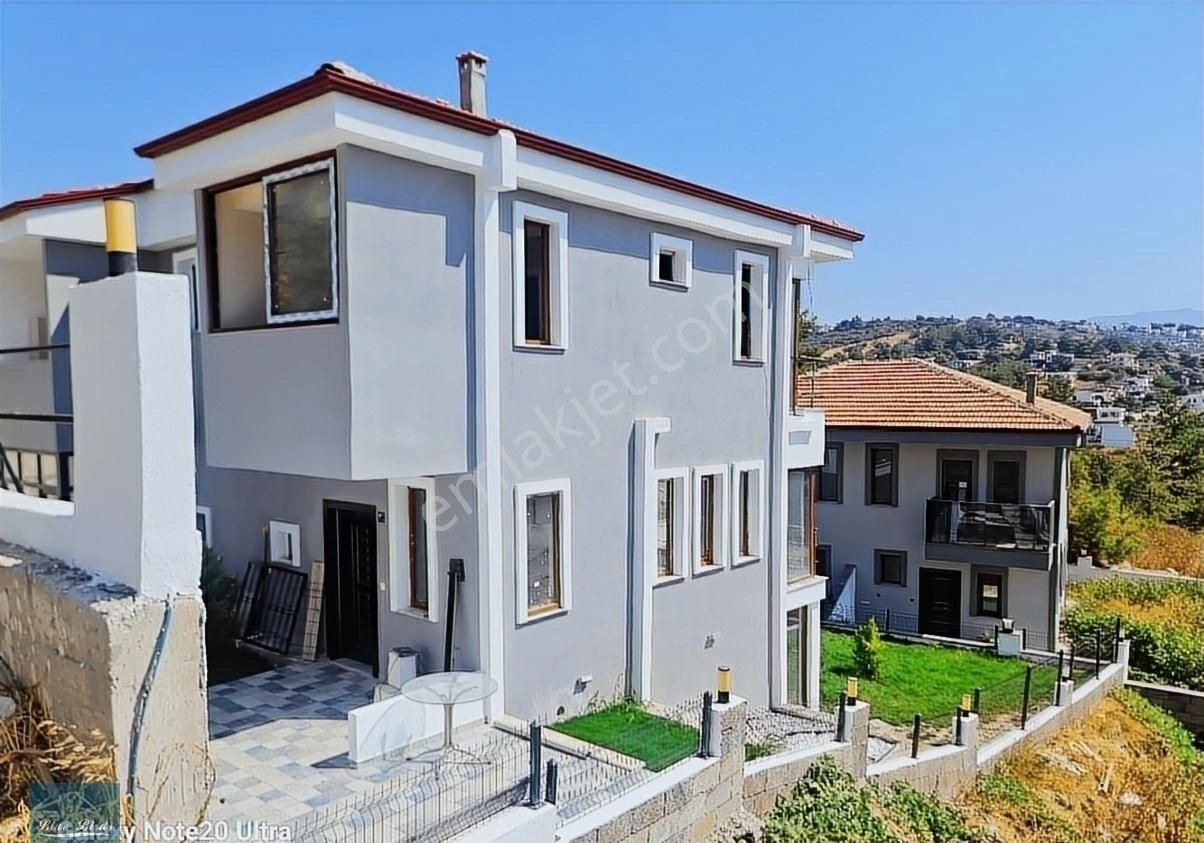 Soğucak'ta 3+1 Muhteşem Manzaralı Sıfır Villa - Görsel 9