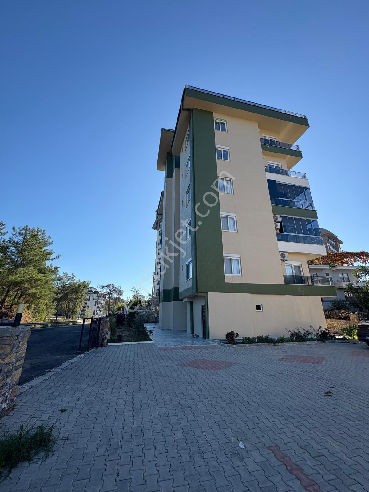 Antalya Alanya Avsallar Karamustafalar Mah.1+1 Sıfır Satlık Daire