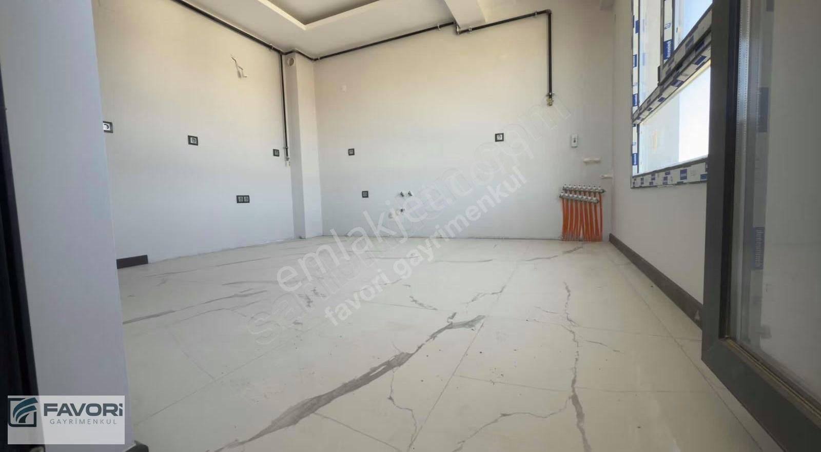 Favori'den Yss Cadde Cephe Sıfır 3+1 Ara Kat - Görsel 33