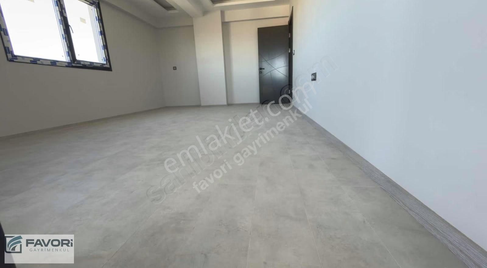 Favori'den Yss Cadde Cephe Sıfır 3+1 Ara Kat - Görsel 15