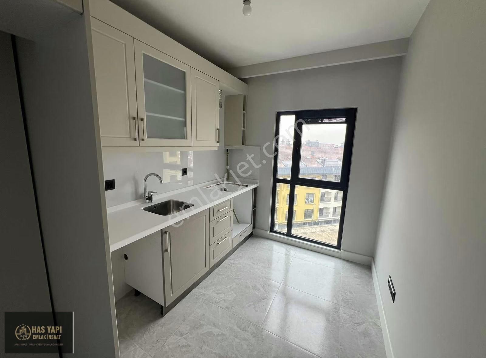 Üsküdar Mehmet Akif Ersoy Hastanesinde Site İçerisinde 2+1 - Görsel 22