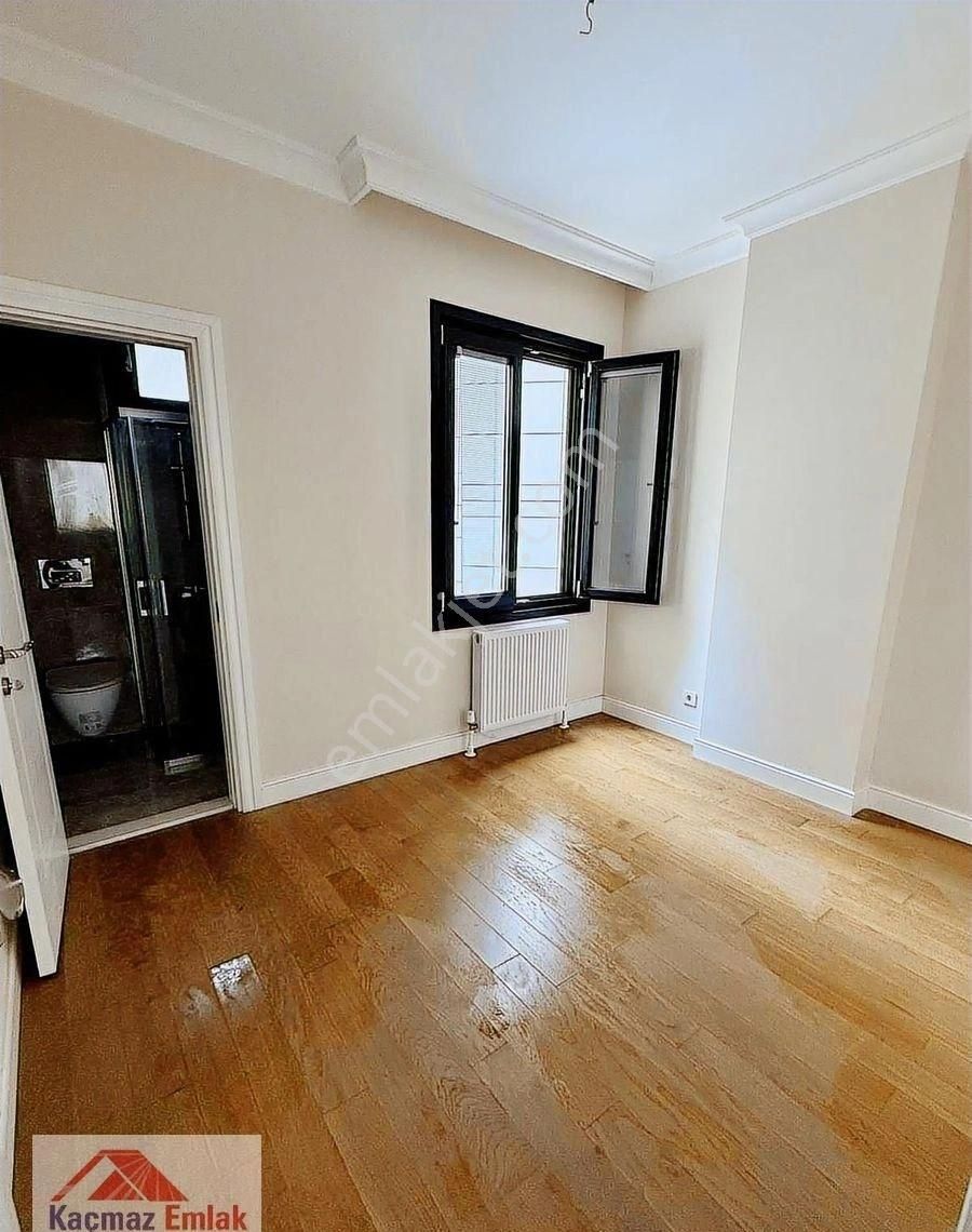 Kadıköy Bağdat Caddesi Satılık 4+1 Ckm Yanı Katta Tek Sıfır - Görsel 17