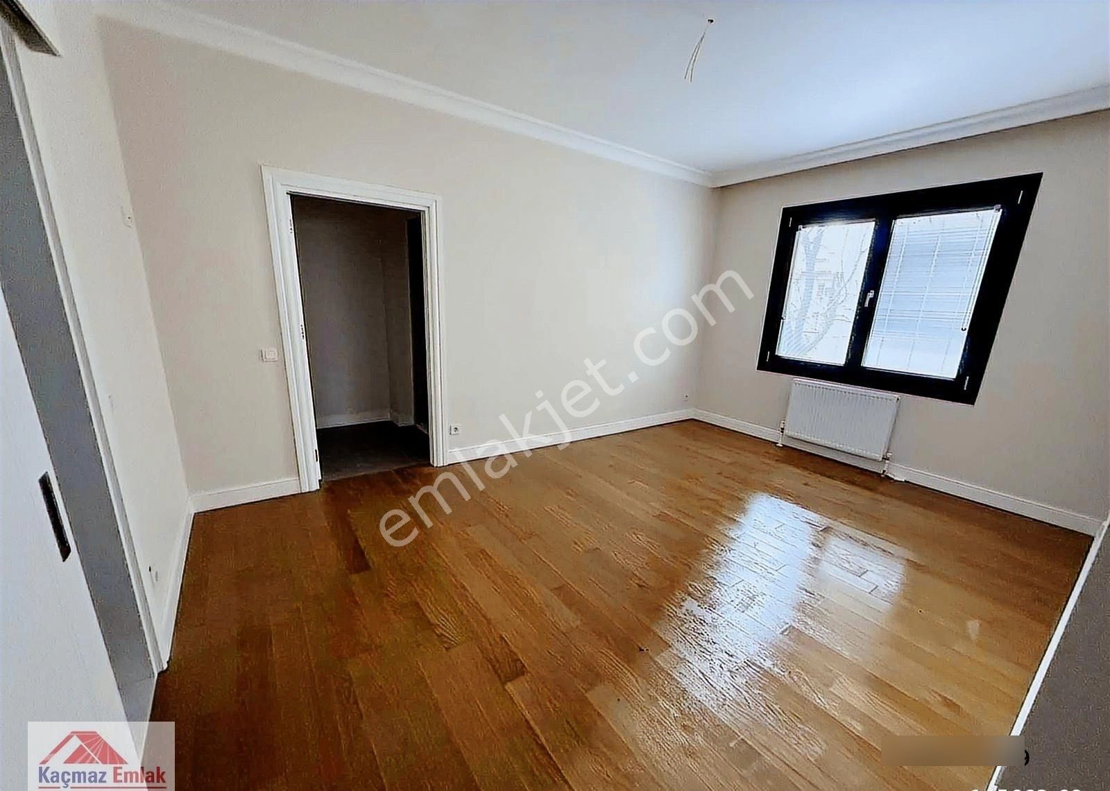 Kadıköy Bağdat Caddesi Satılık 4+1 Ckm Yanı Katta Tek Sıfır - Görsel 14