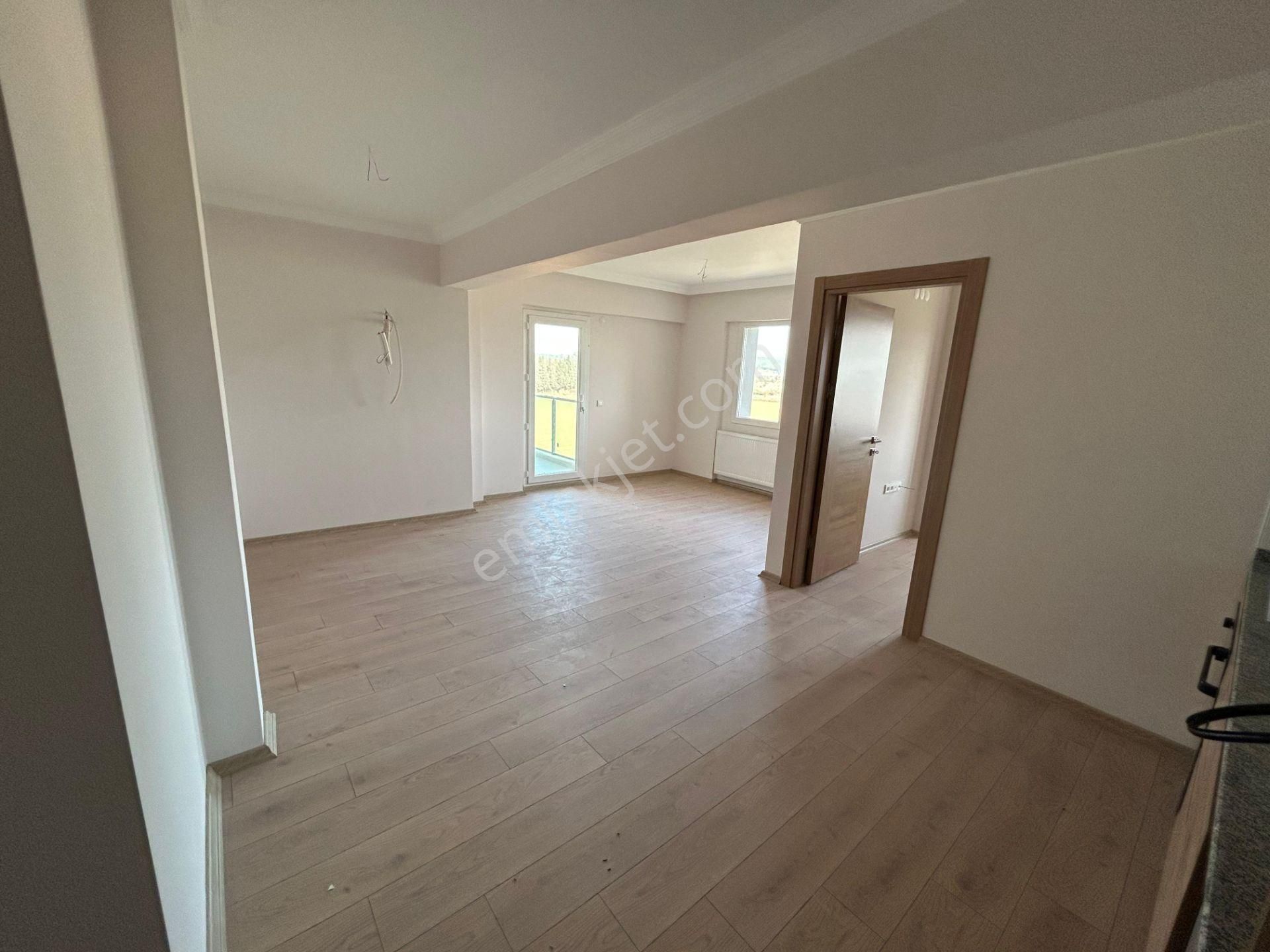 Turpa Lotus'tan Ali Pehlivanoğlu Sitesi 1+1 Kiralık Daire - Görsel 6