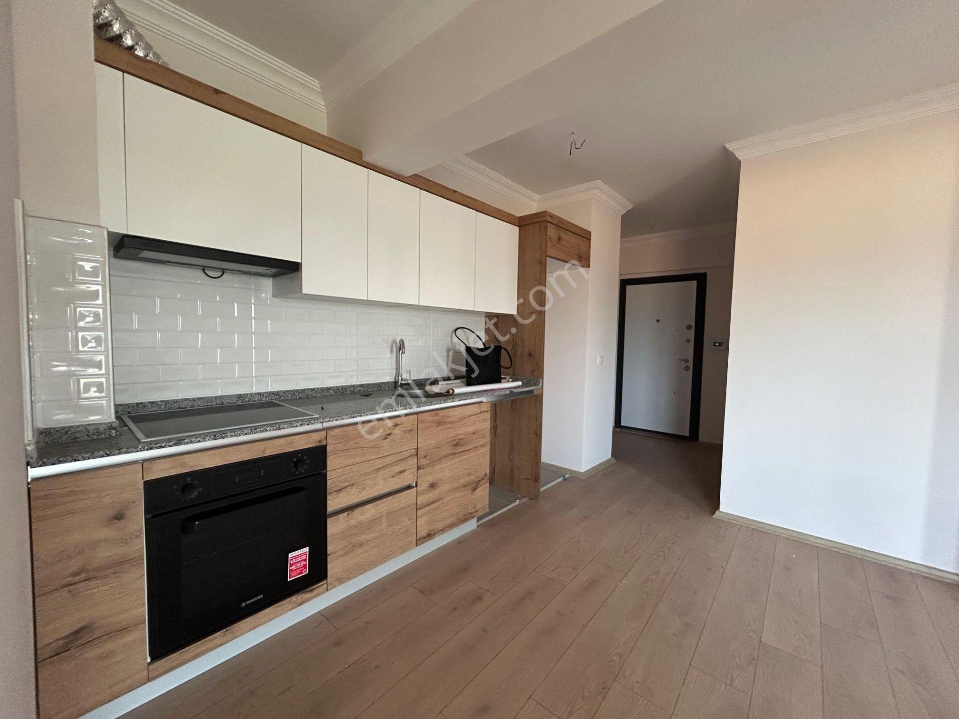 Turpa Lotus'tan Ali Pehlivanoğlu Sitesi 1+1 Kiralık Daire - Görsel 3