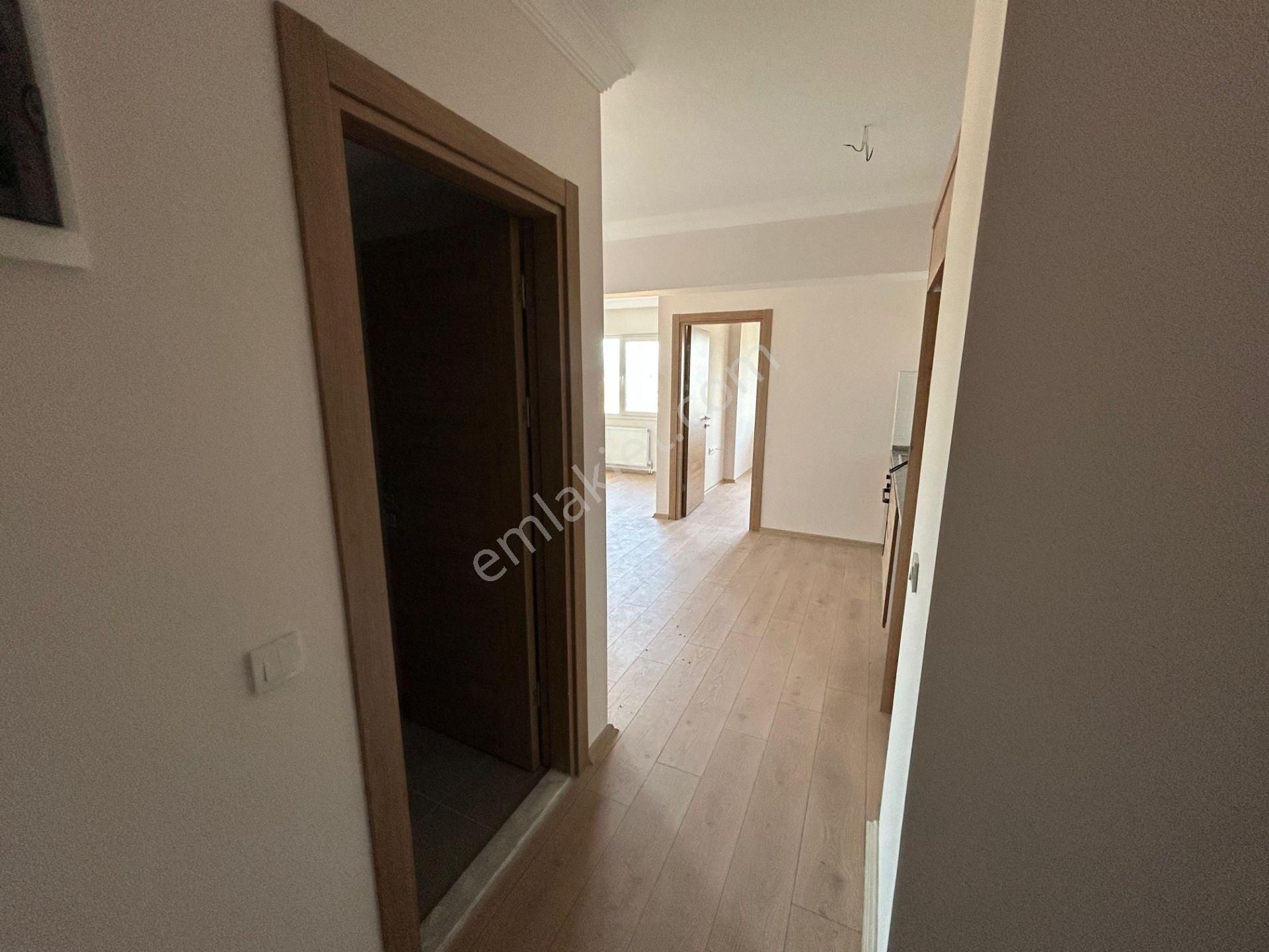 Turpa Lotus'tan Ali Pehlivanoğlu Sitesi 1+1 Kiralık Daire - Görsel 5