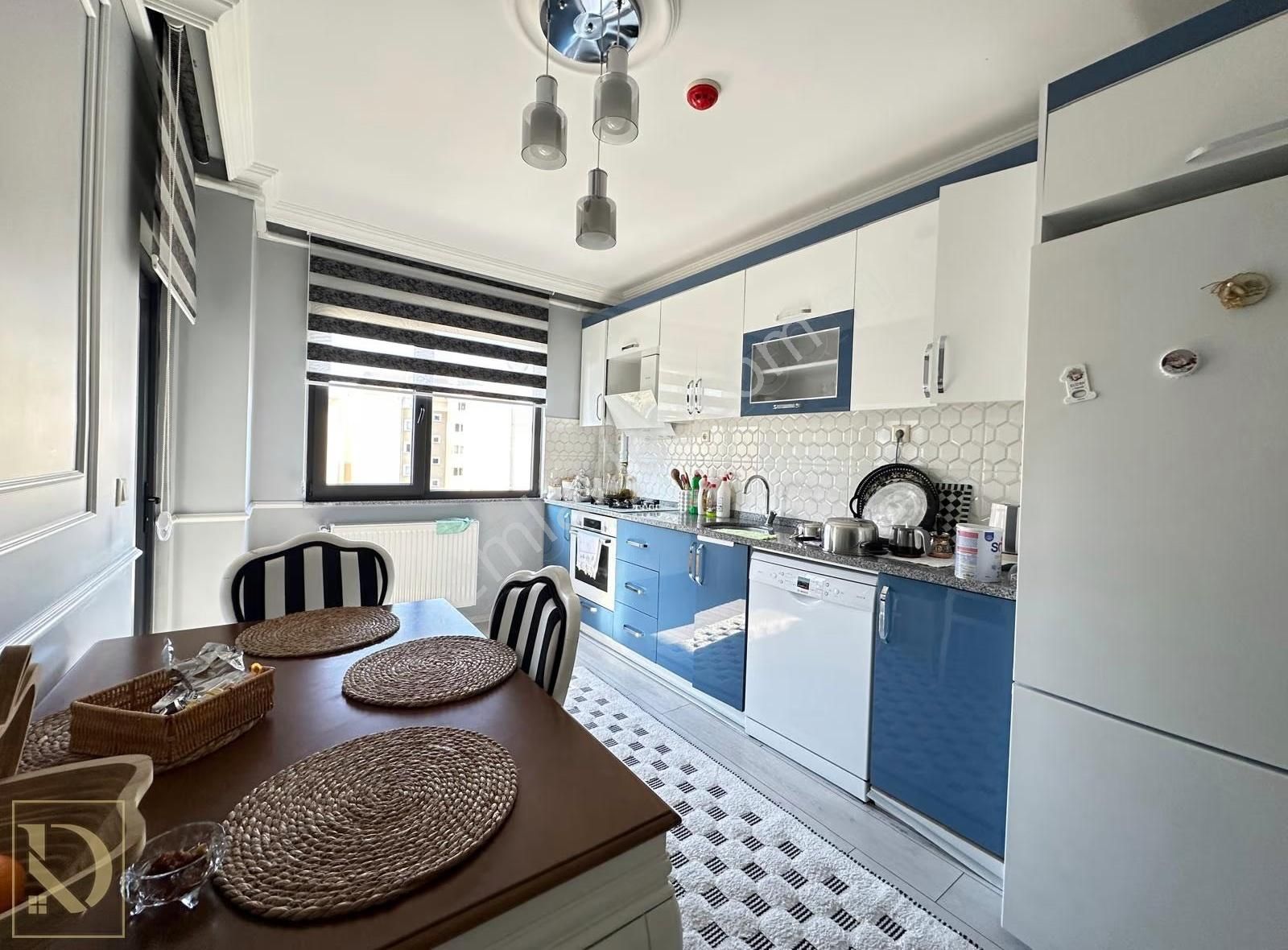 Detay'dan Trb Kadırgada Satılık 3+1 Daire - Görsel 13